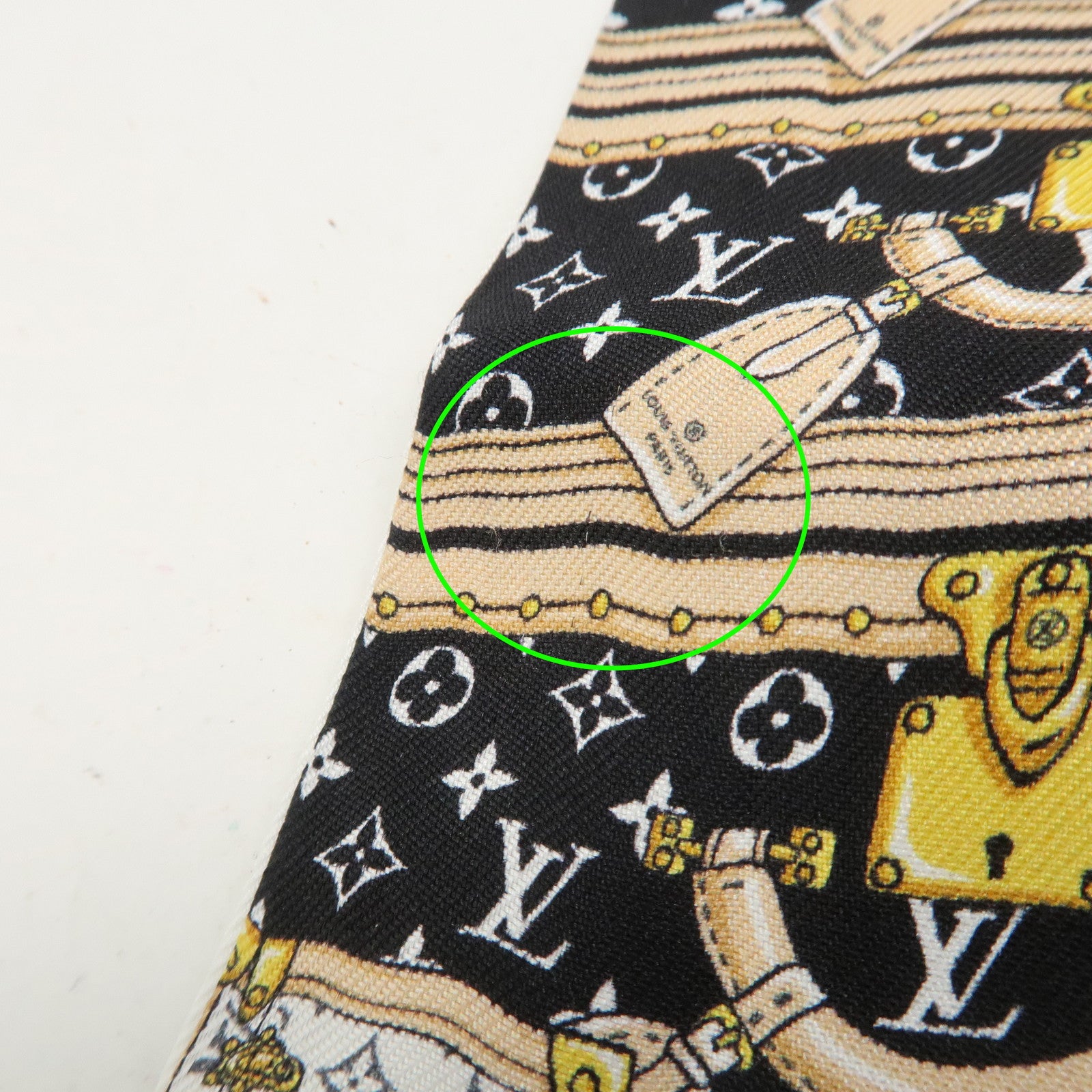 Louis Vuitton Bandeau BB Let's Go Silk 100% Scarf Black M76442