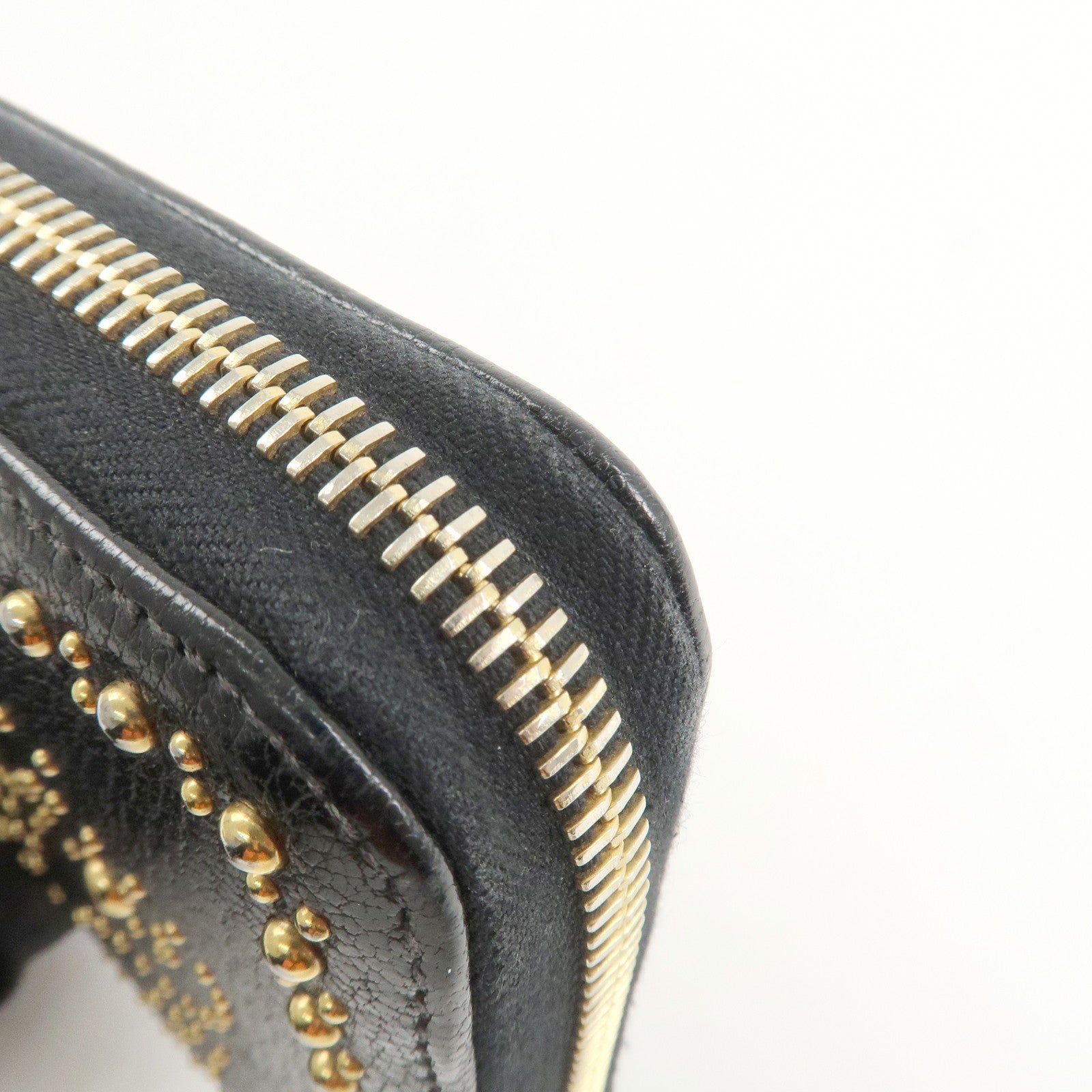 MIU MIU Leather Studs Round Zippy Long Wallet Black 5ML506 Used
