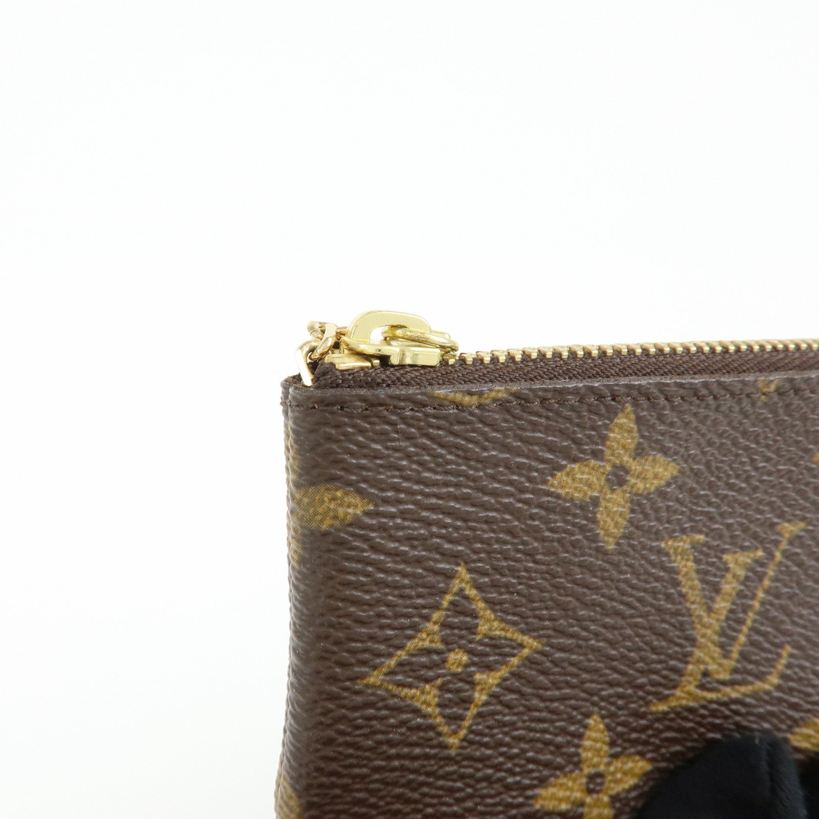 Louis Vuitton Monogram Pochette Cles Coin Case Key Case M62650