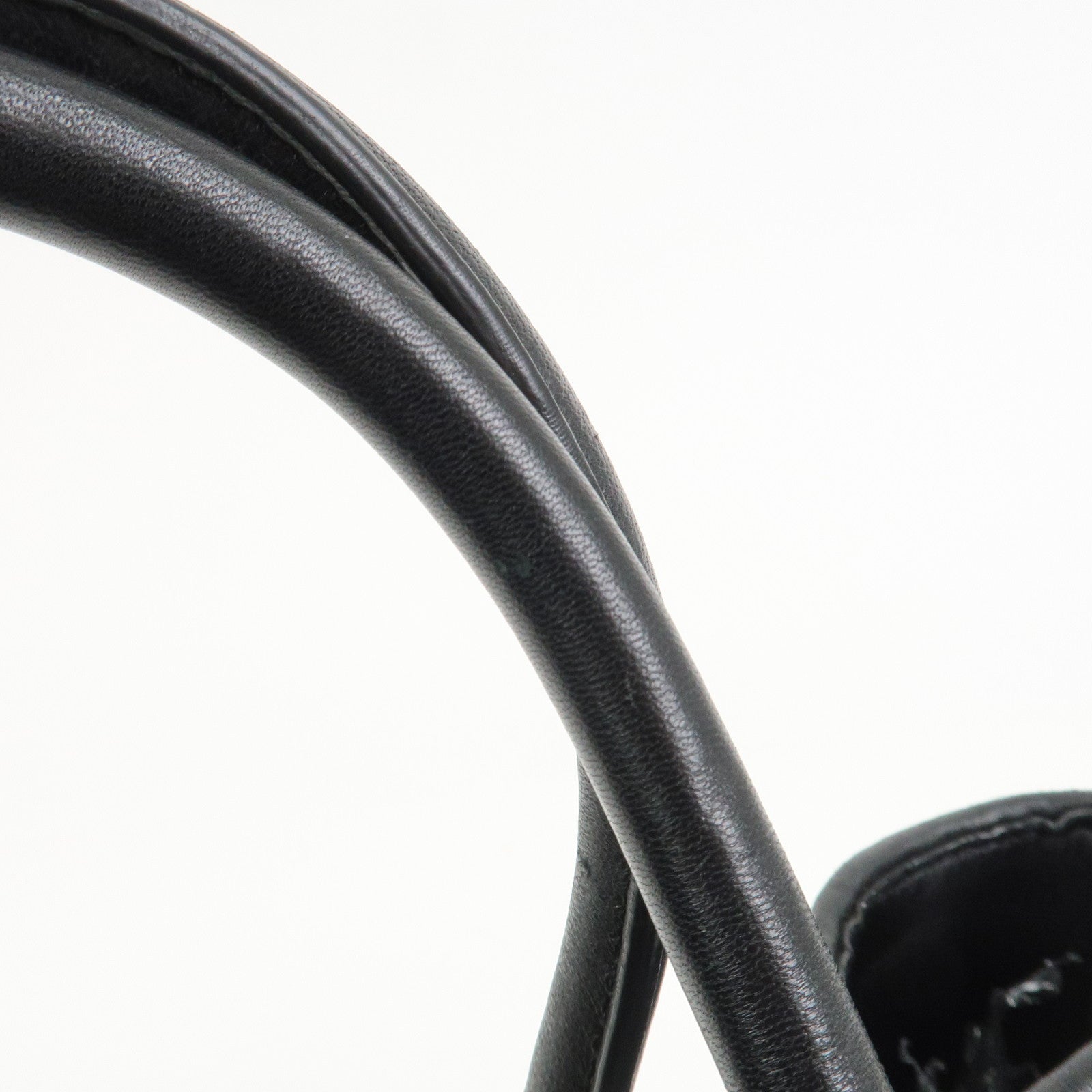 MIU MIU Matelasse Leather 2Way Bag Hand Bag Black RN1069