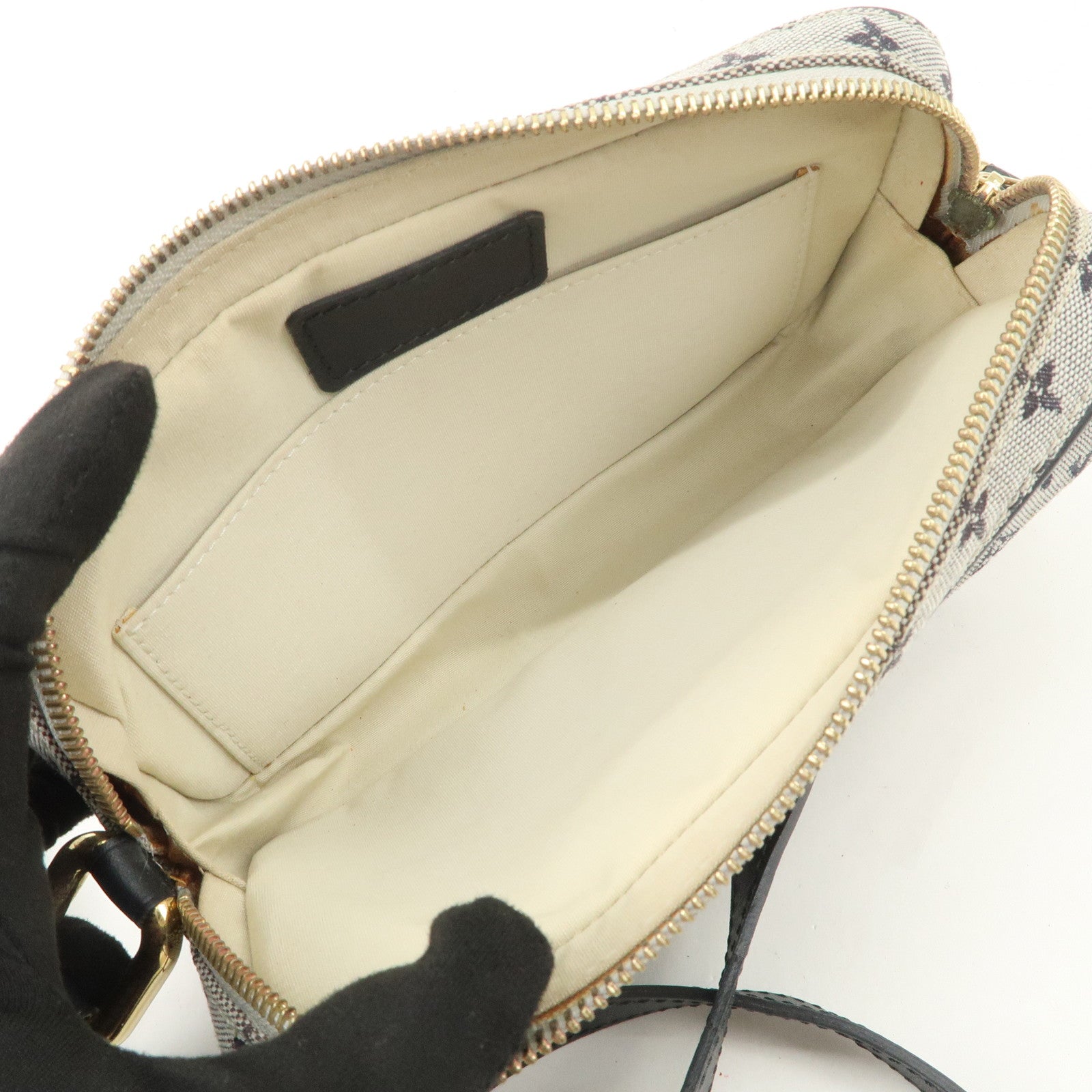 Louis Vuitton Monogram Mini Canvas Juliette MM Shoulder Bag M92315