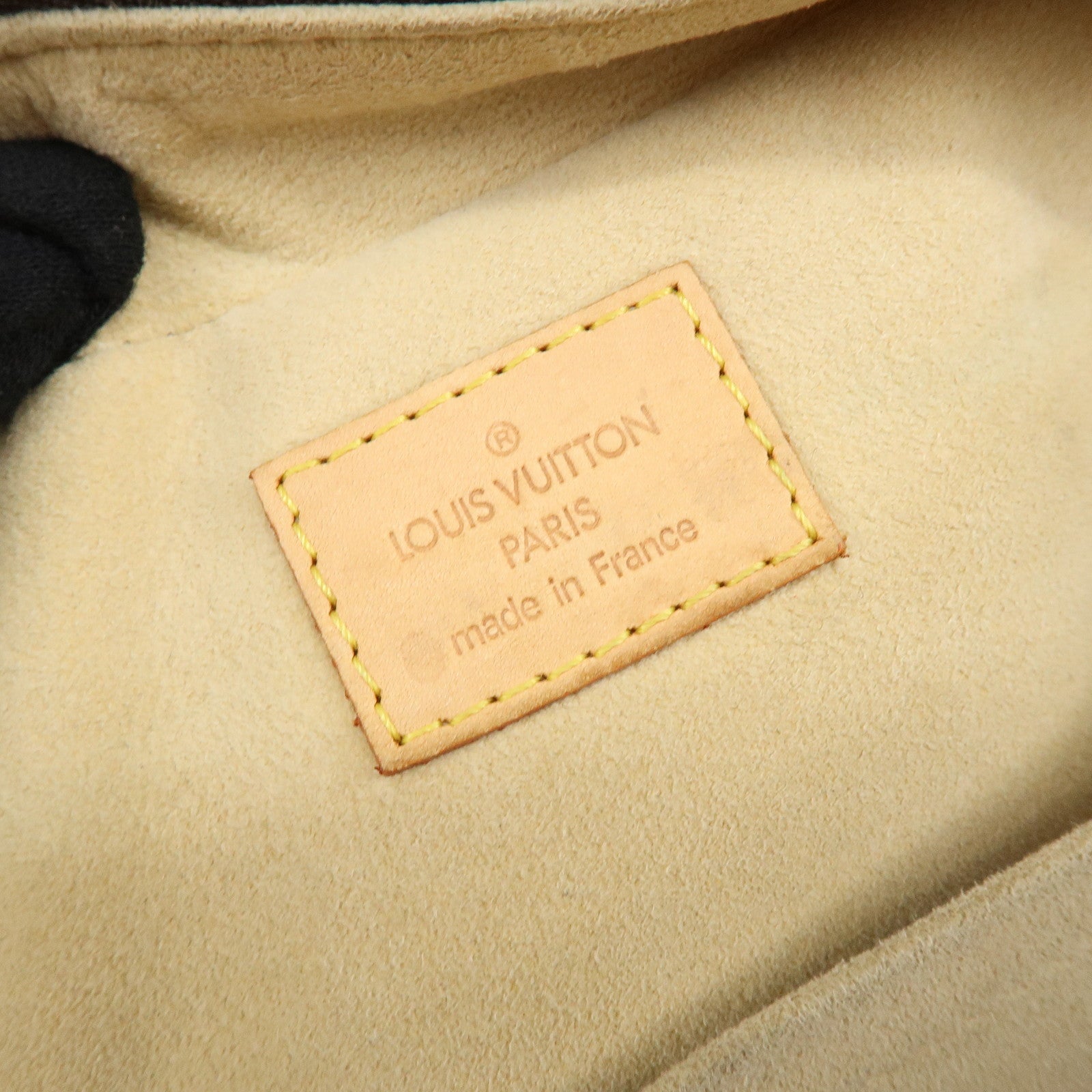 Louis Vuitton Monogram Manhattan PM Hand Bag Brown M40026