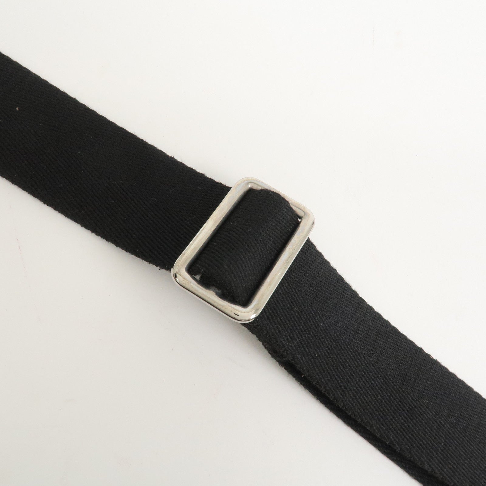 Louis Vuitton Damier Graphite District PM NM Crossbody Bag N41028