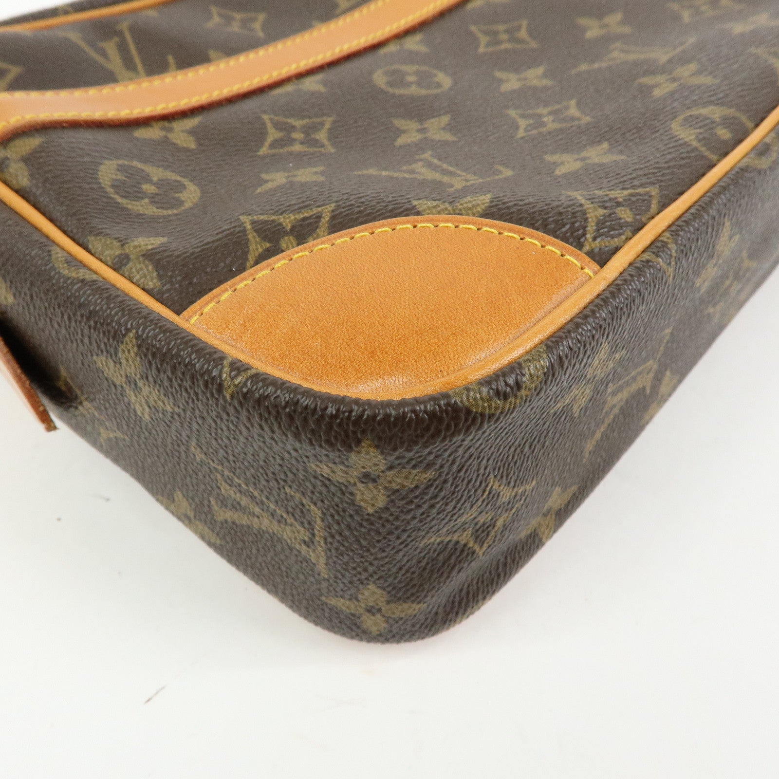 Louis Vuitton Monogram Compiegne 28 Pouch Clutch Bag Brown M51845