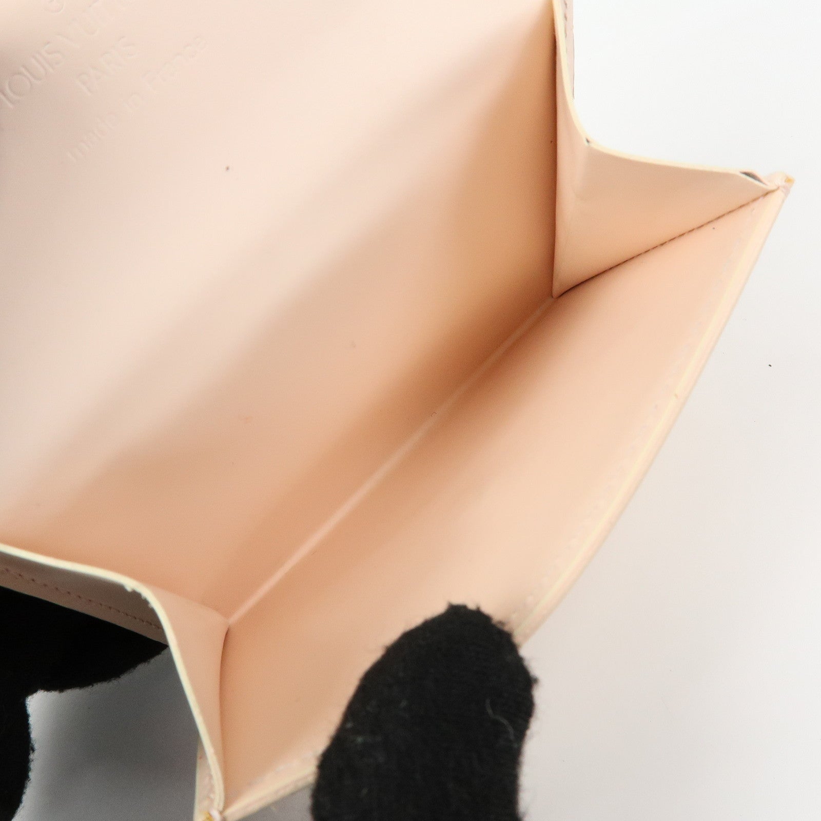 Louis Vuitton Vernis Ludlow Coin Case Marshmallow Pink M91355