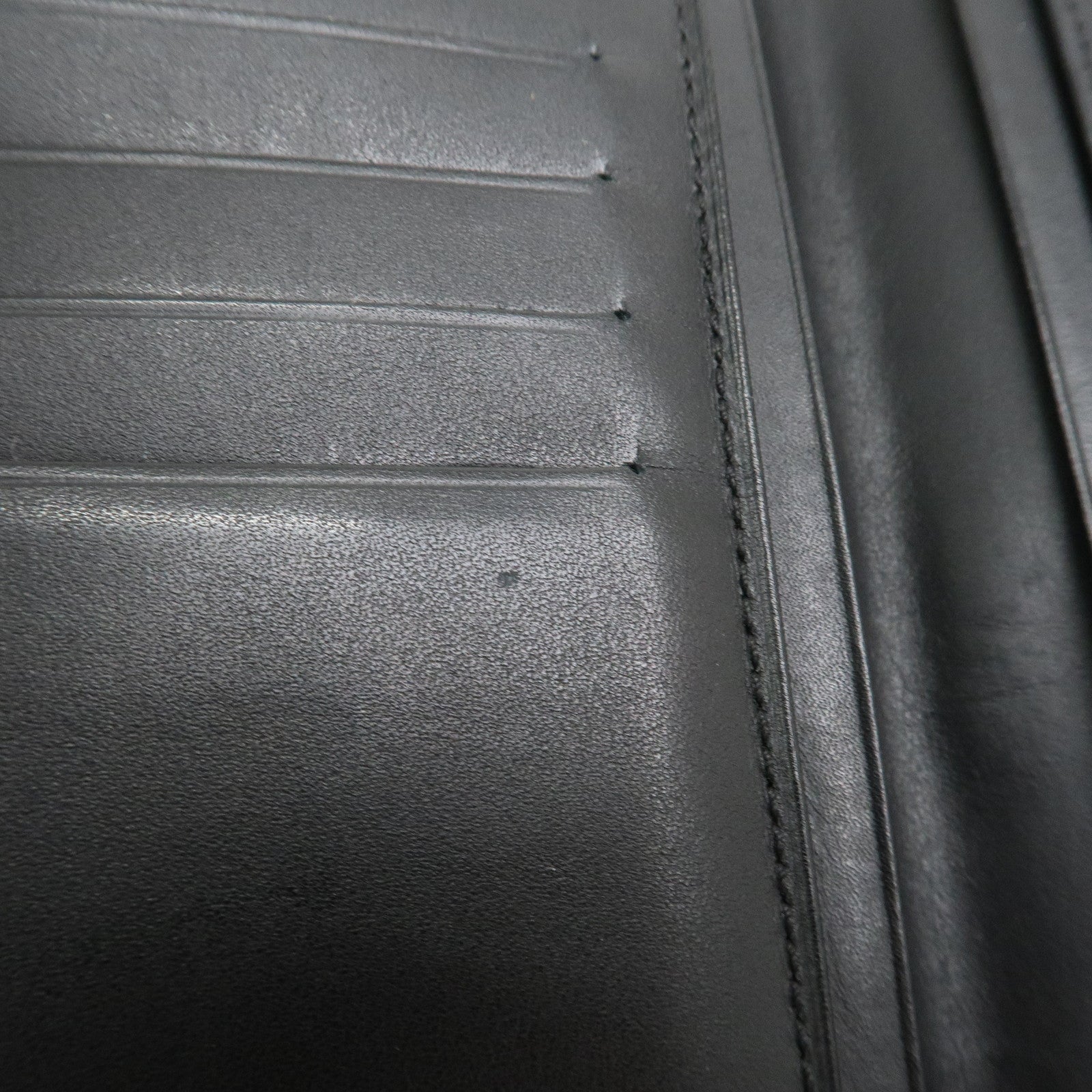 Louis Vuitton Nomad Collection Portefeuille Valeurs Noir M85401