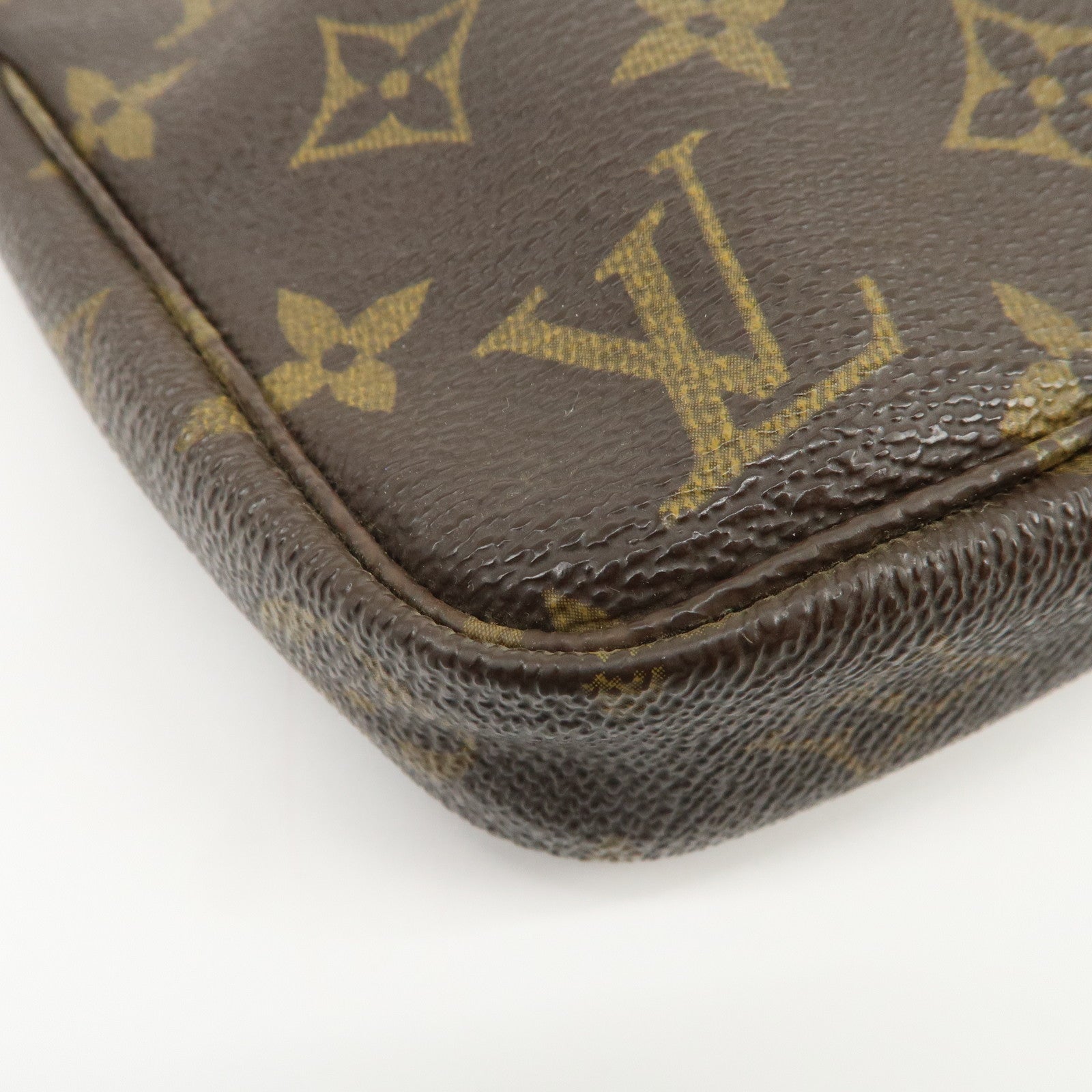 Louis Vuitton Monogram Pochette Accessoires Pouch Hand Bag M51980