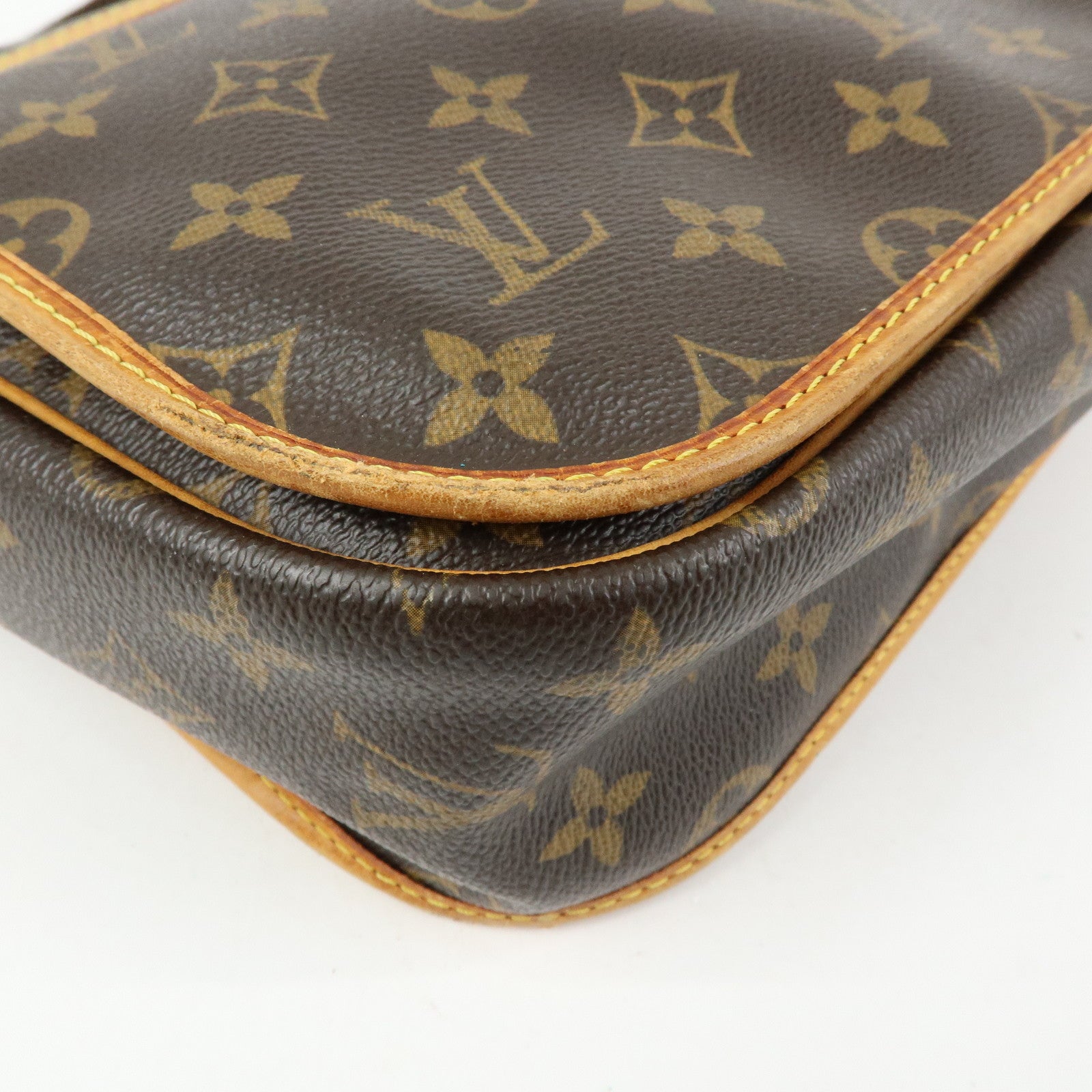 Louis Vuitton Monogram Messenger Bosphore PM Shoulder Bag M40106