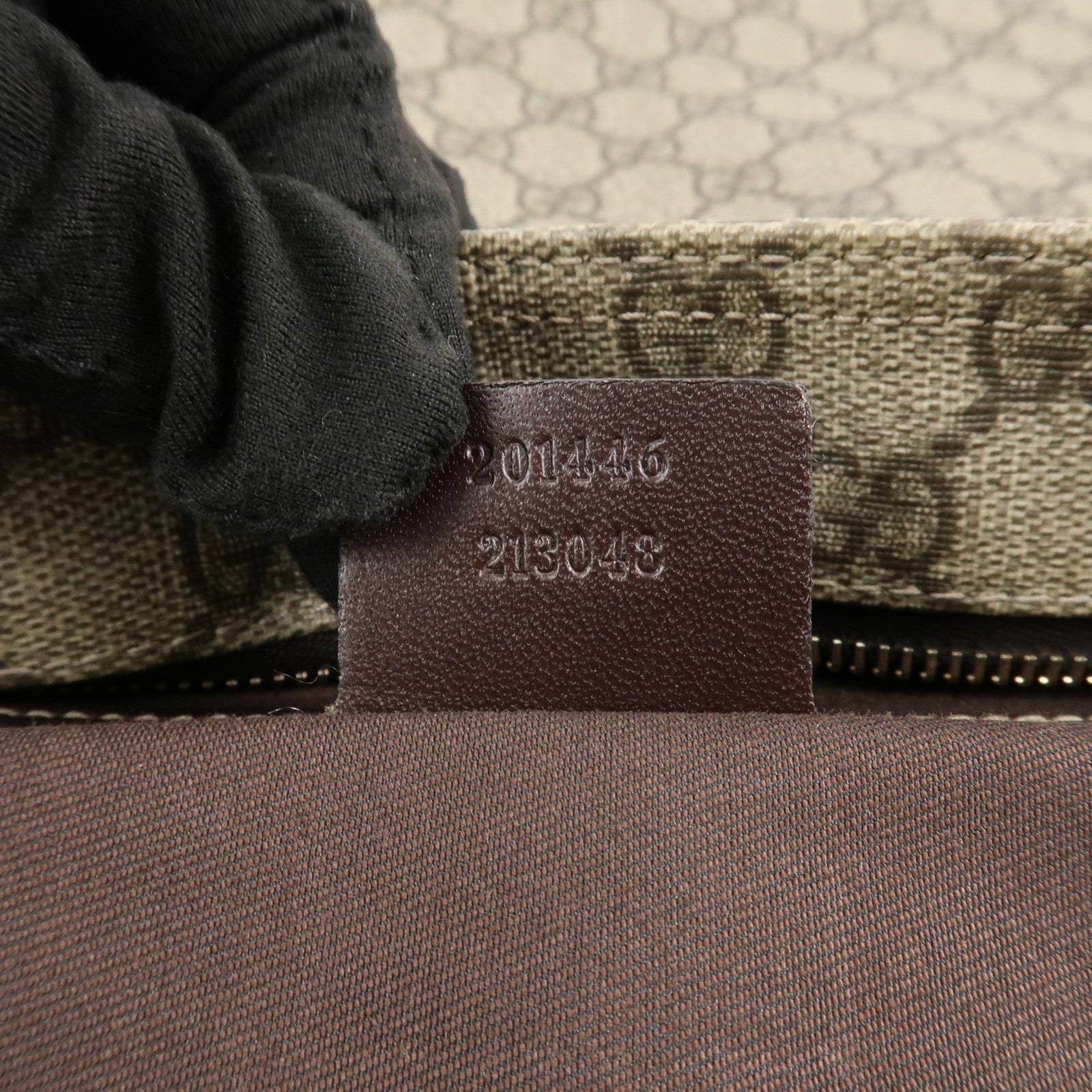 GUCCI GG Supreme Shoulder Bag Crossbody Bag Beige Brown 201446