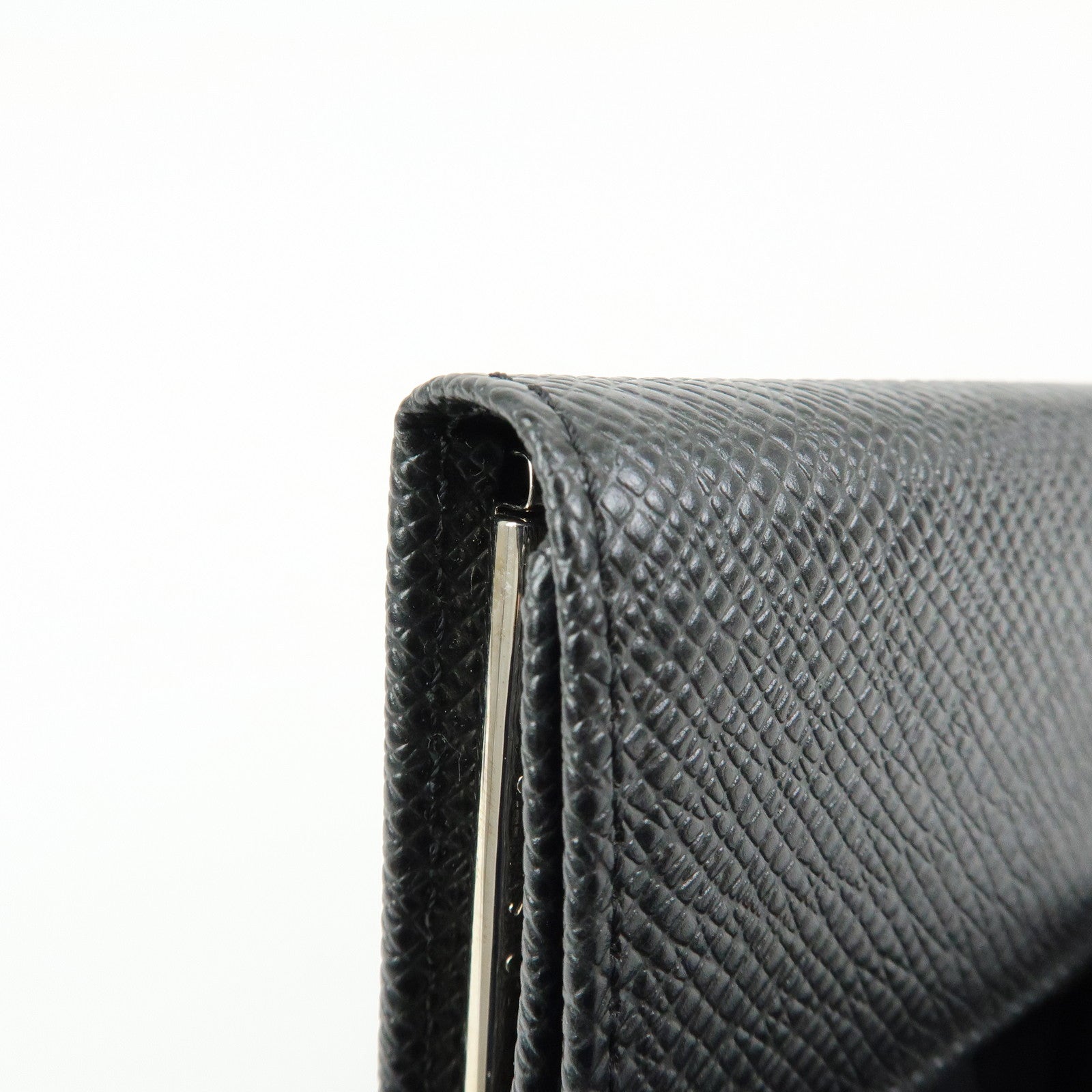 Louis Vuitton Taiga Leather Multicles 4 Key Case Ardoise M30522