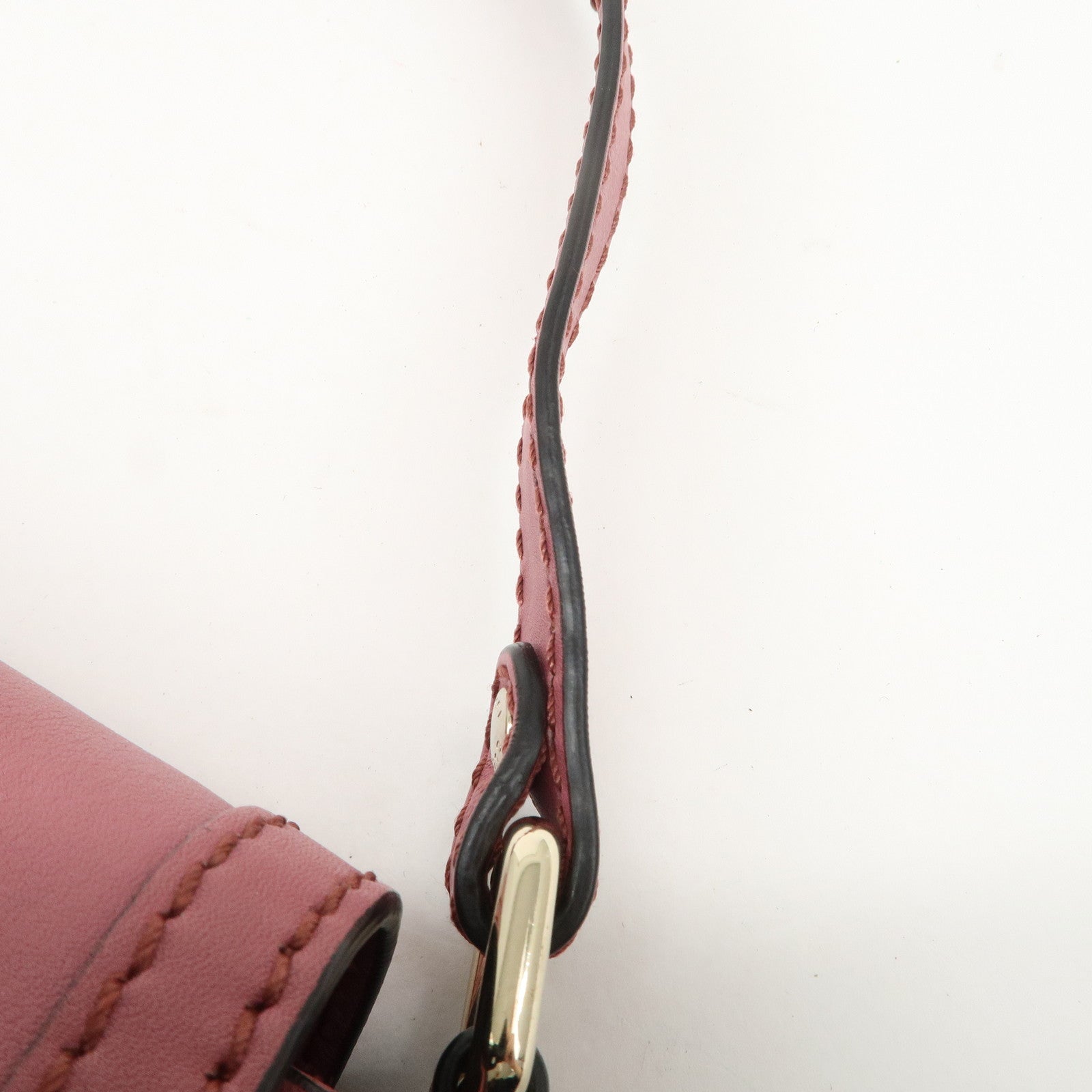 GUCCI Sukey Micro Guccissima Leather Shoulder Bag Pink 193604