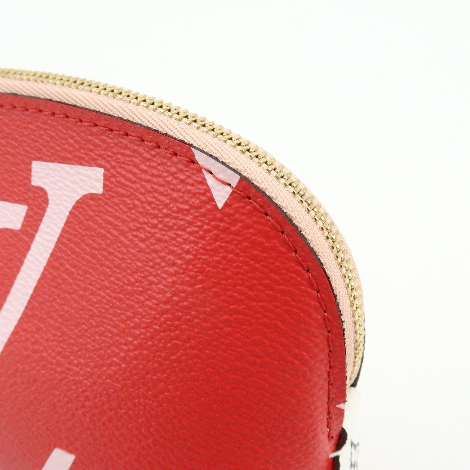 Louis Vuitton Monogram Giant Pochette Cosmetic PM Rouge M67694