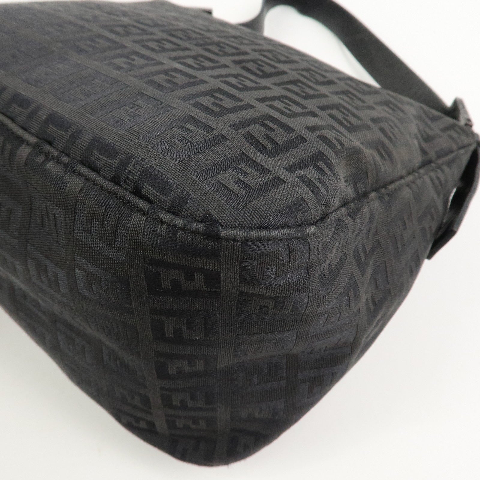 FENDI Mamma Baguette Zucchino Canvas Leather Shoulder Bag 8BR004