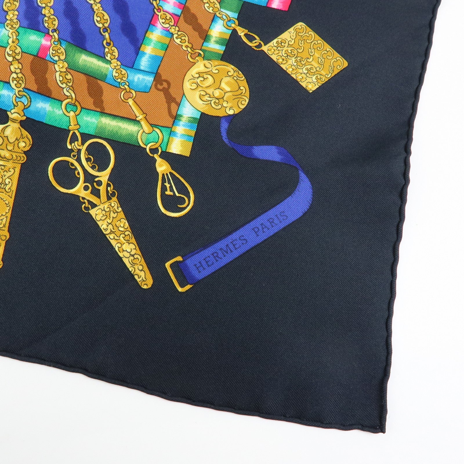 HERMES Carre 90 Silk 100% Scarf Petite main Black Multicolor
