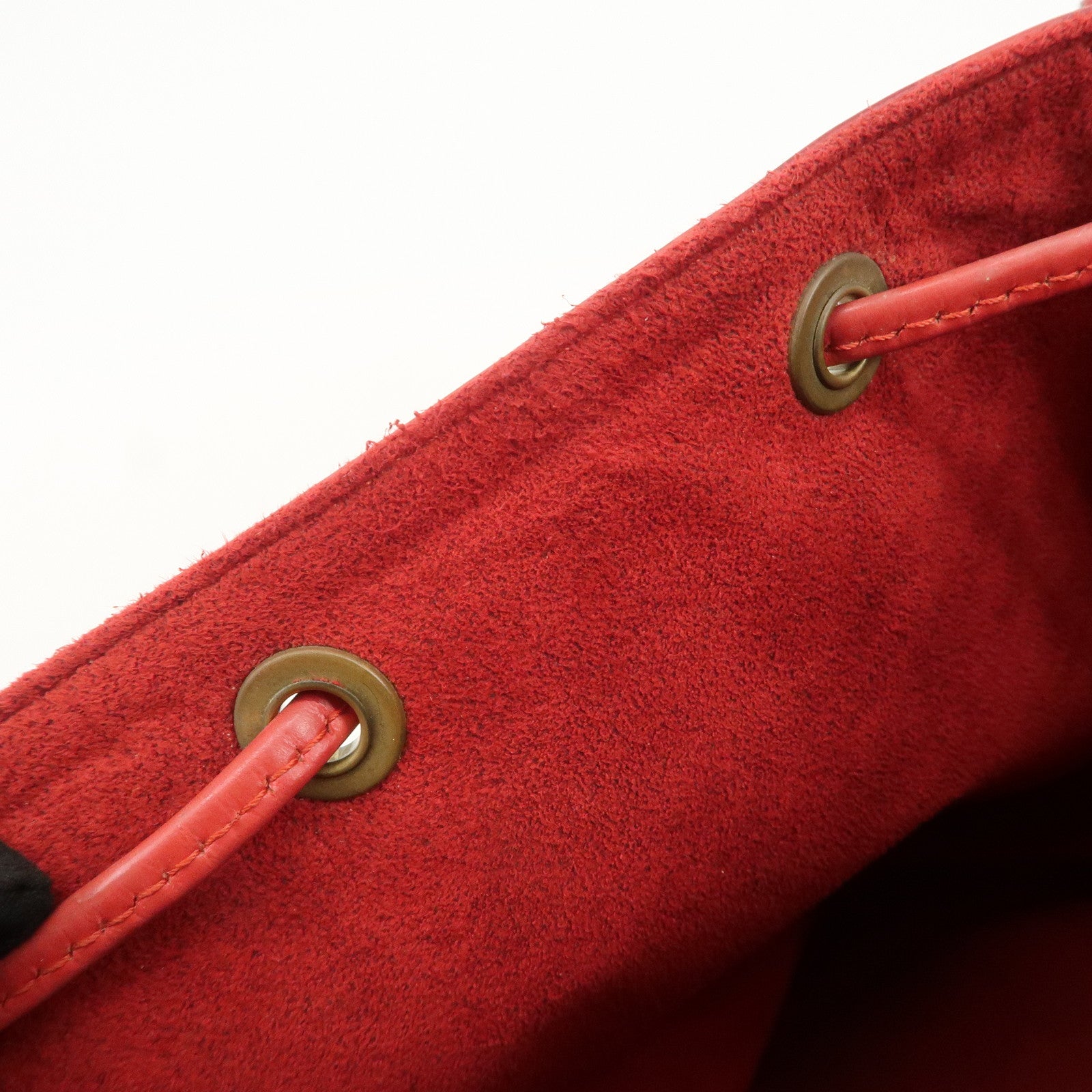 Louis Vuitton Epi Petit Noe Shoulder Bag Castilian Red M44107