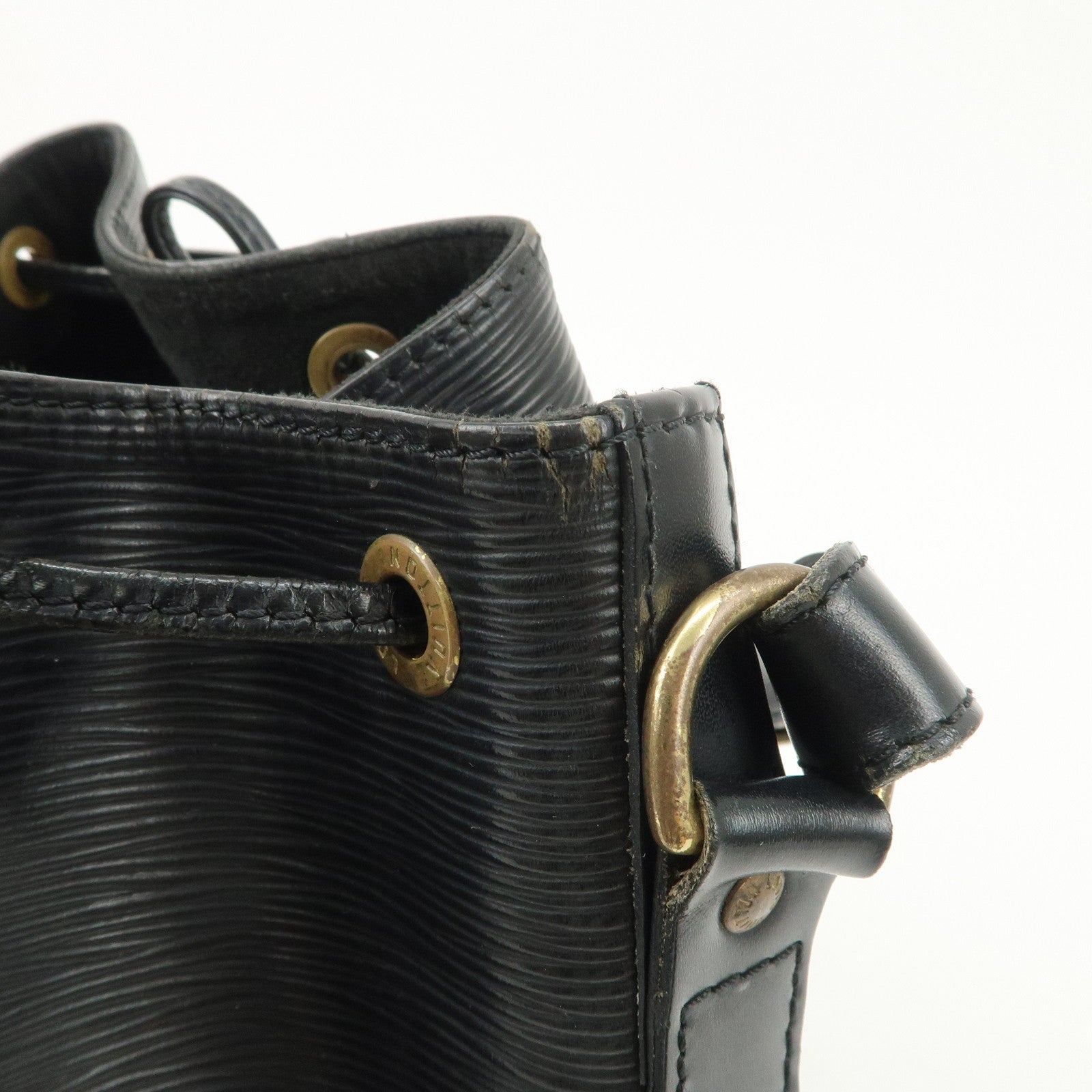 Louis Vuitton Epi Petit Noe Shoulder Bag Noir Black M59012