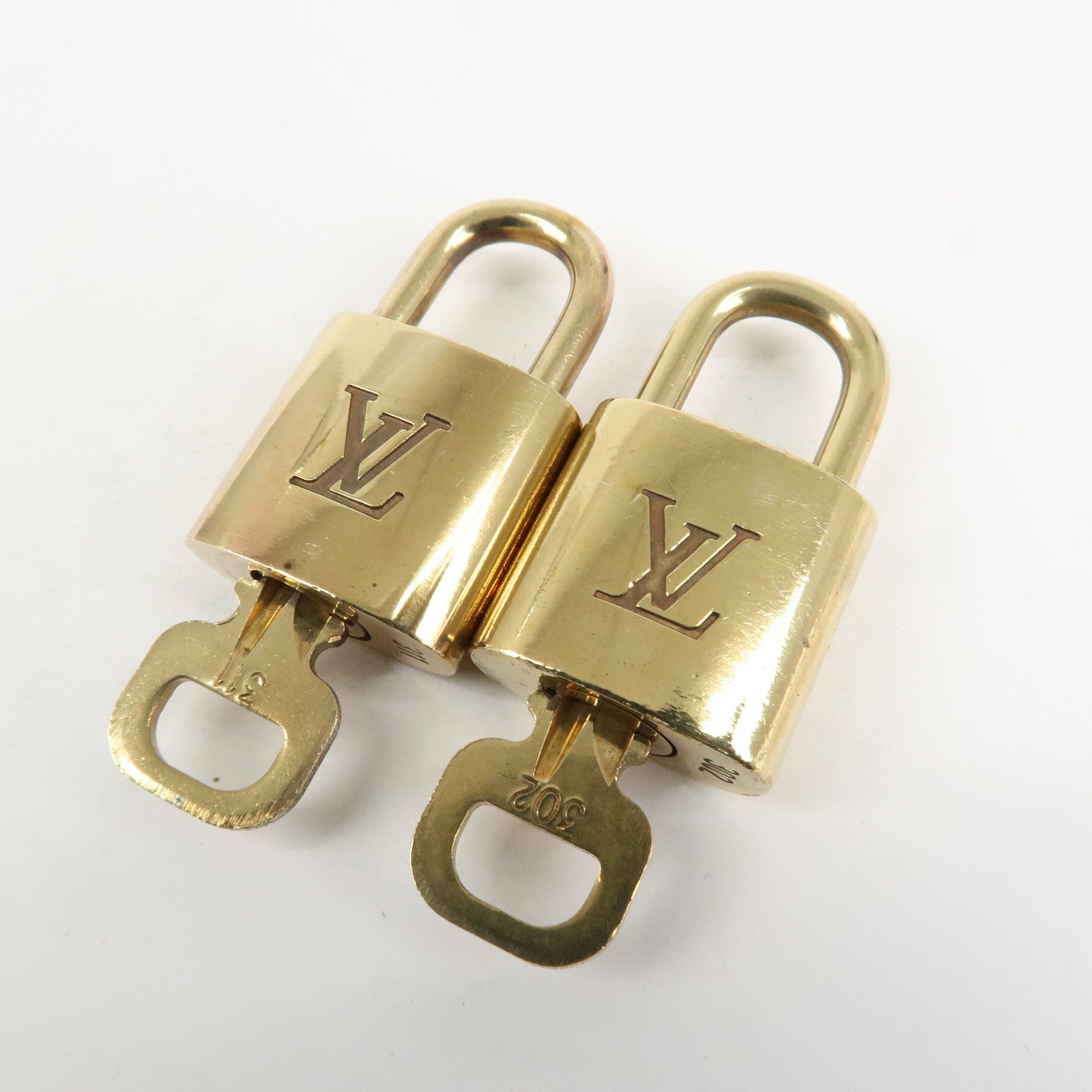 Louis Vuitton Set of 10 Lock & Key Cadena Key Lock Metal Gold Used