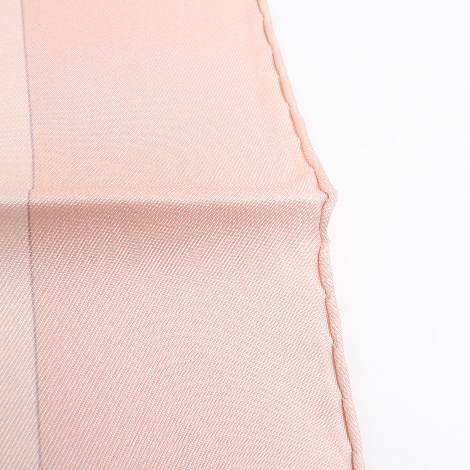 HERMES Carre 90 Silk 100% Scarf Des Fleurs Pour Le Dire Light Pink
