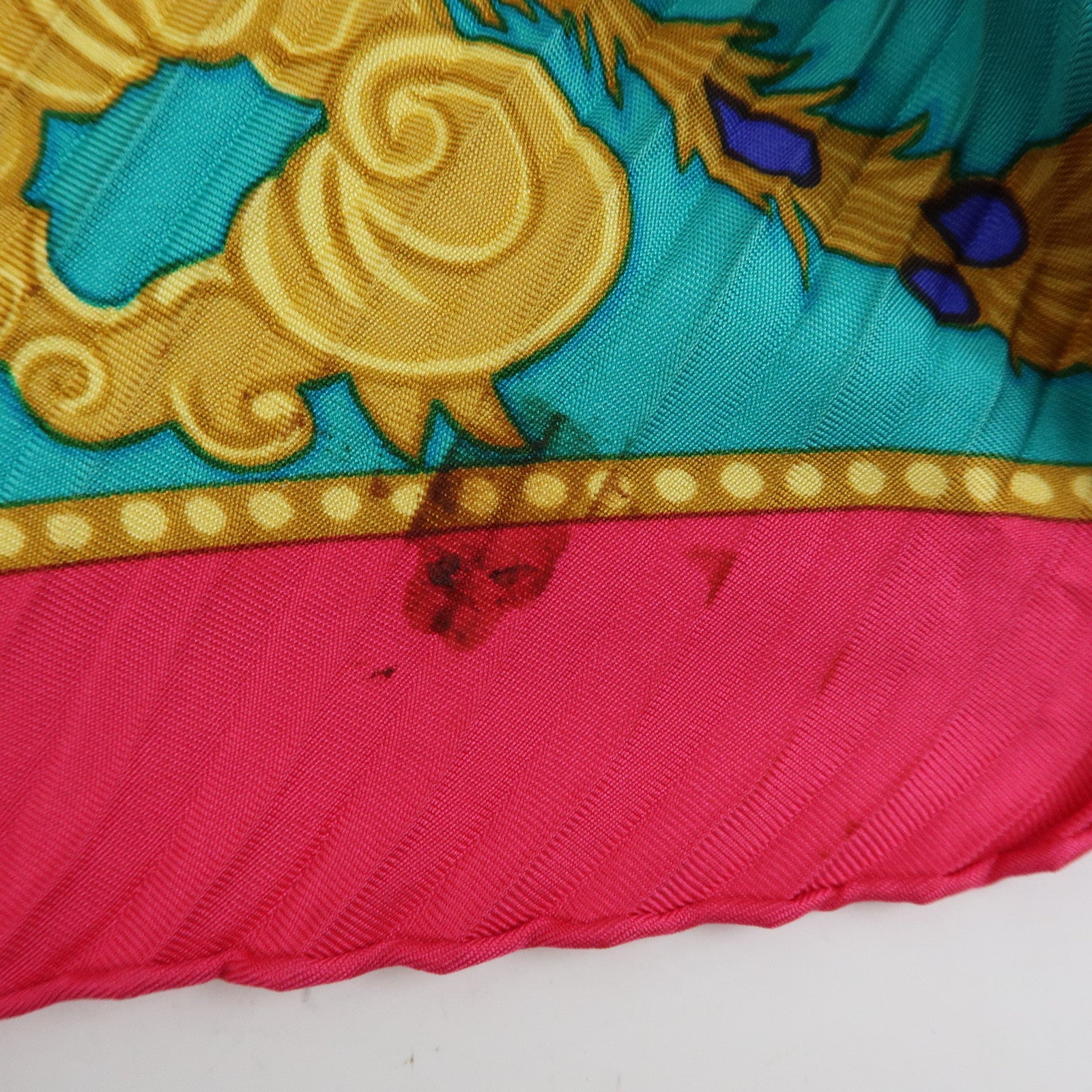 HERMES Pleated Carre 90 Set of 2 Silk 100% Scarf Green Pink