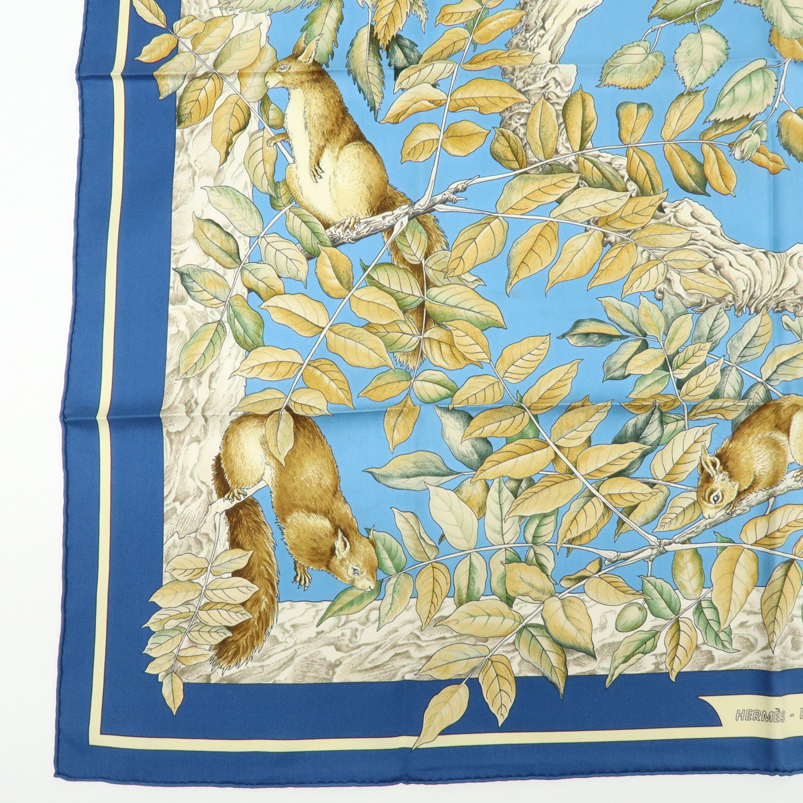 HERMES Carre 90 Silk 100% scarf Casse Noisette Squirrel Print