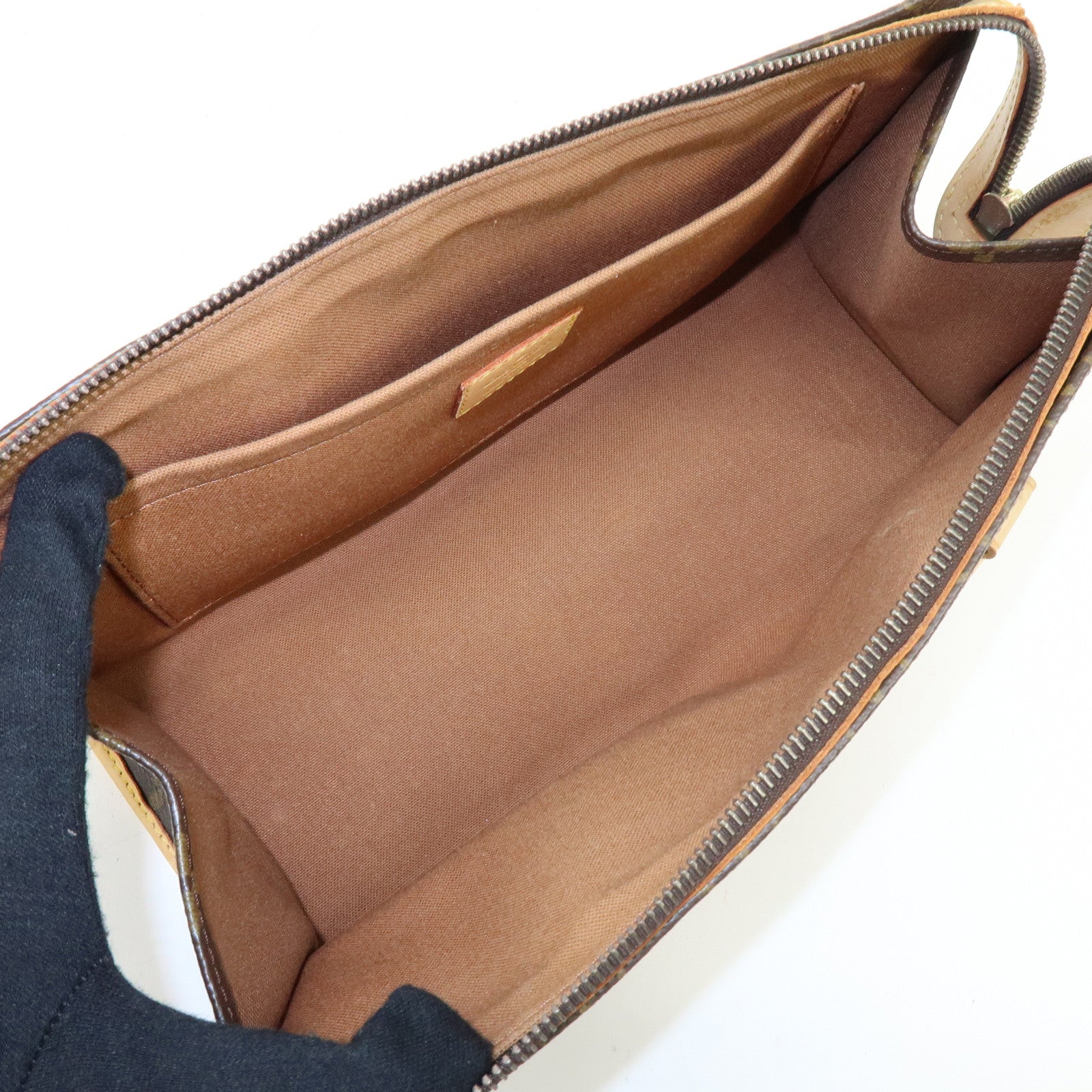 Louis Vuitton Monogram Popincourt Hand Bag Brown M40009