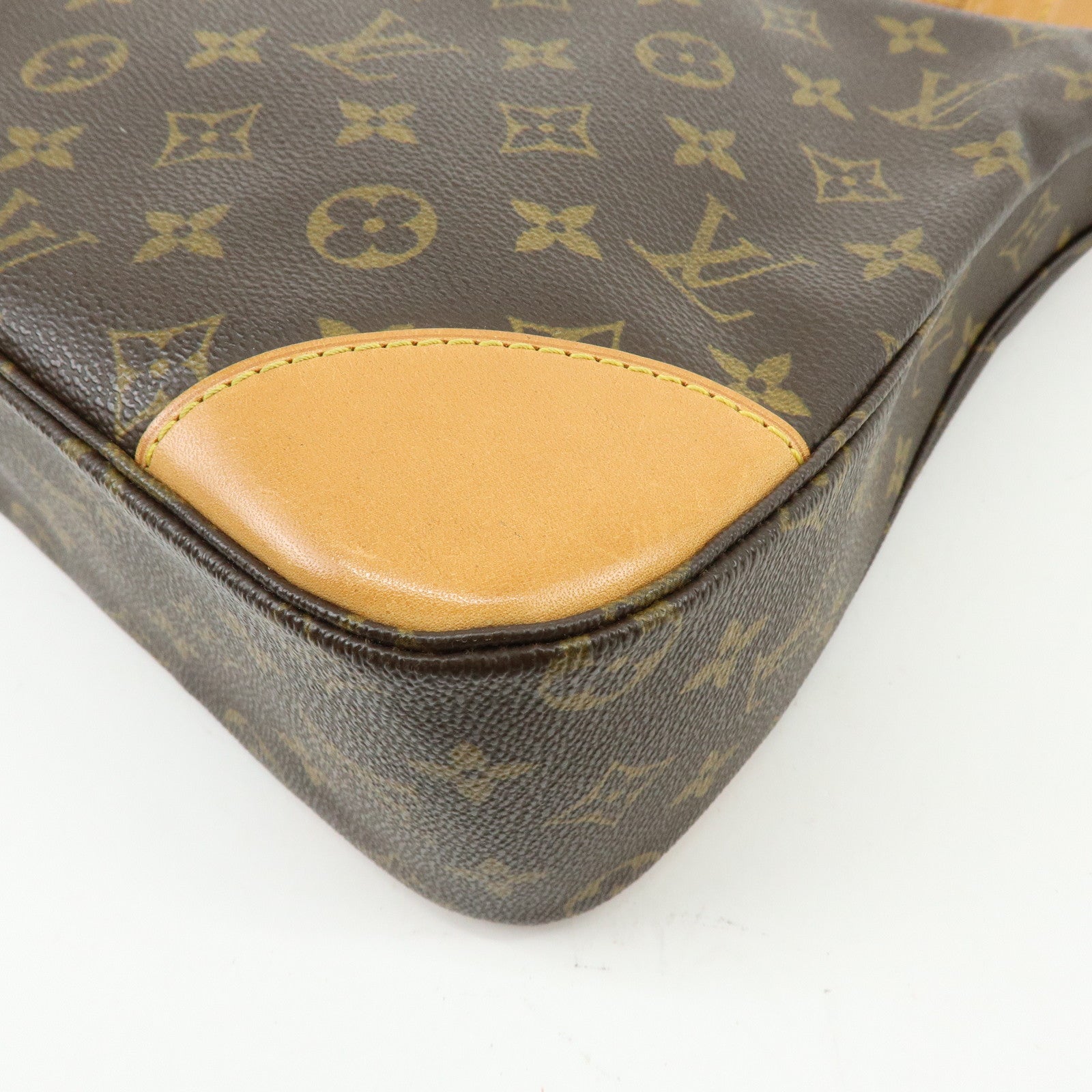 Louis Vuitton Monogram Boulogne 30 Shoulder Bag M51265
