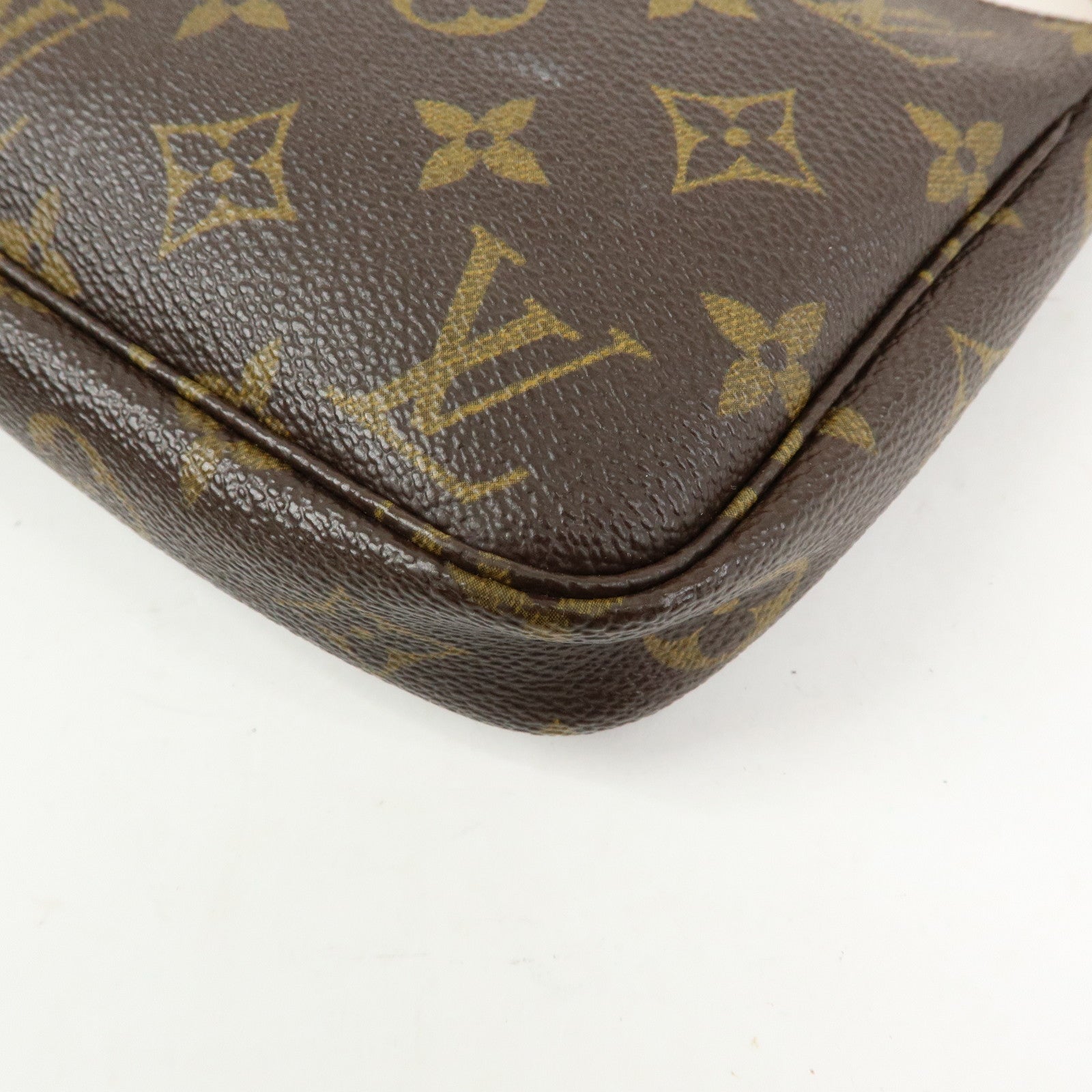 Louis Vuitton Monogram Pochette Accessoires Pouch Hand Bag M51980
