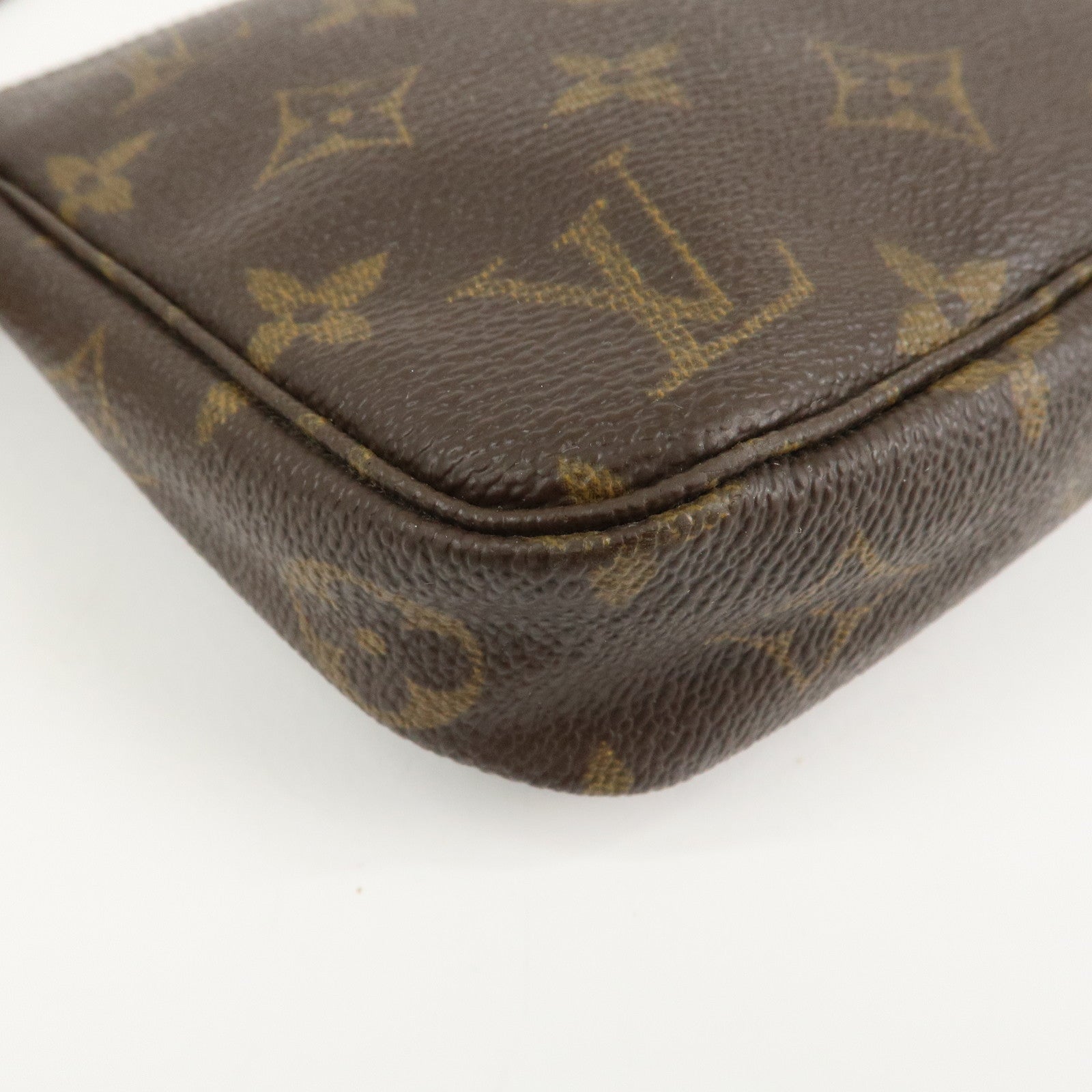 Louis Vuitton Monogram Pochette Accessoires Hand Bag Brown M51980