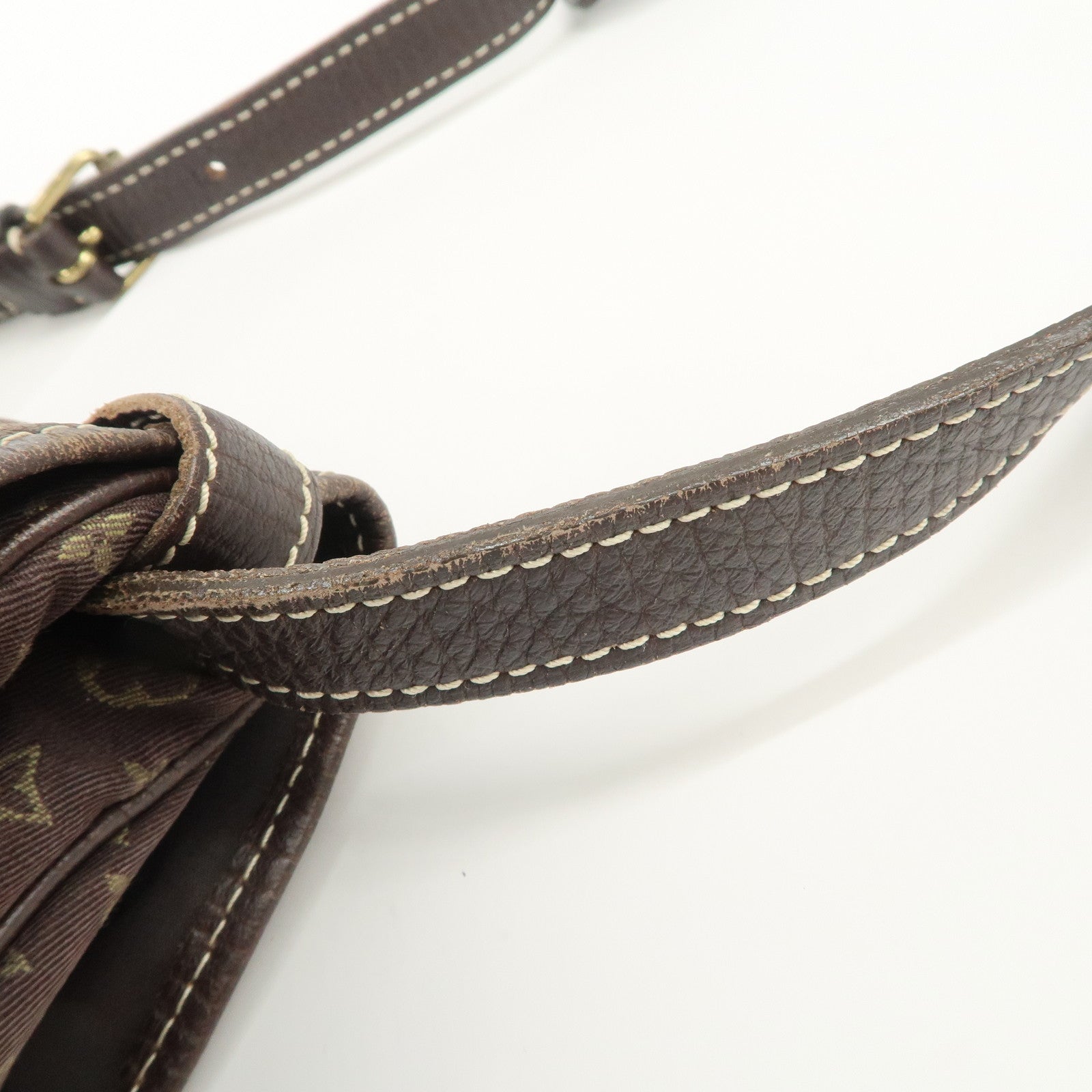 Louis Vuitton Monogram Mini Lin Saumur 30 Shoulder Bag Brown M95227