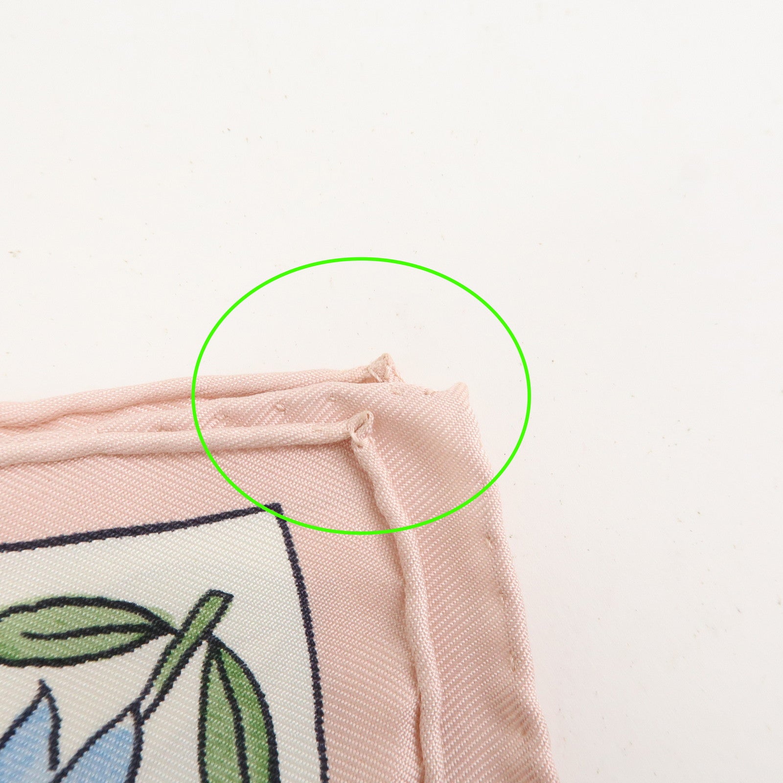HERMES Carré45 RE TOUR A LA TERRE Scarf Silk 100% Ivory Pink