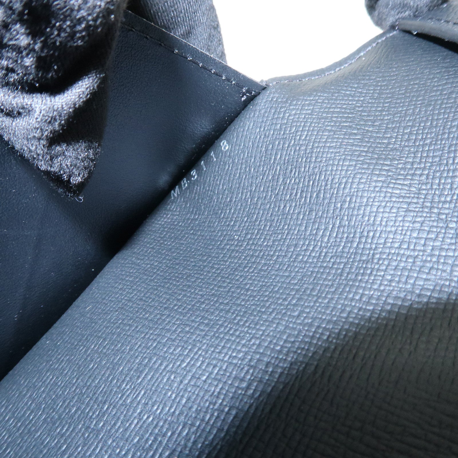 Louis Vuitton Alps Collection Damier Couverture Passeport NM N60154