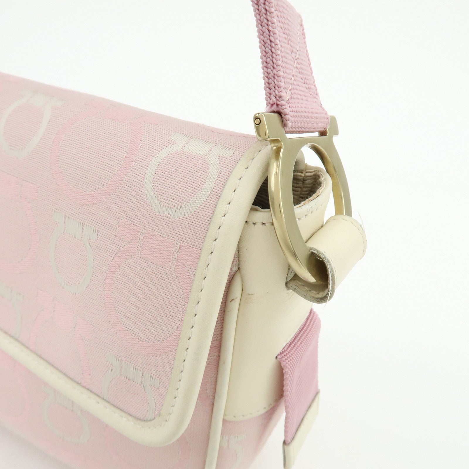 Ferragamo Gancini Canvas Leather Shoulder Bag Light Pink White