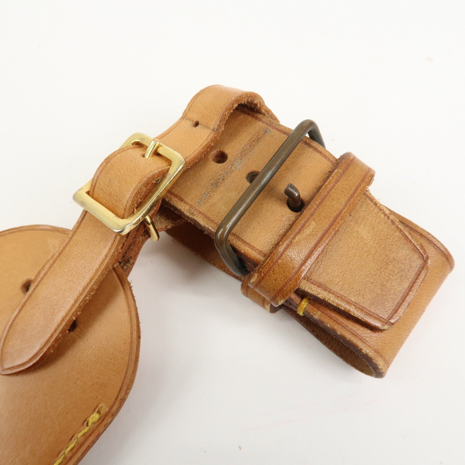 Louis Vuitton Set Of 20 Leather Name Tag & Poignet