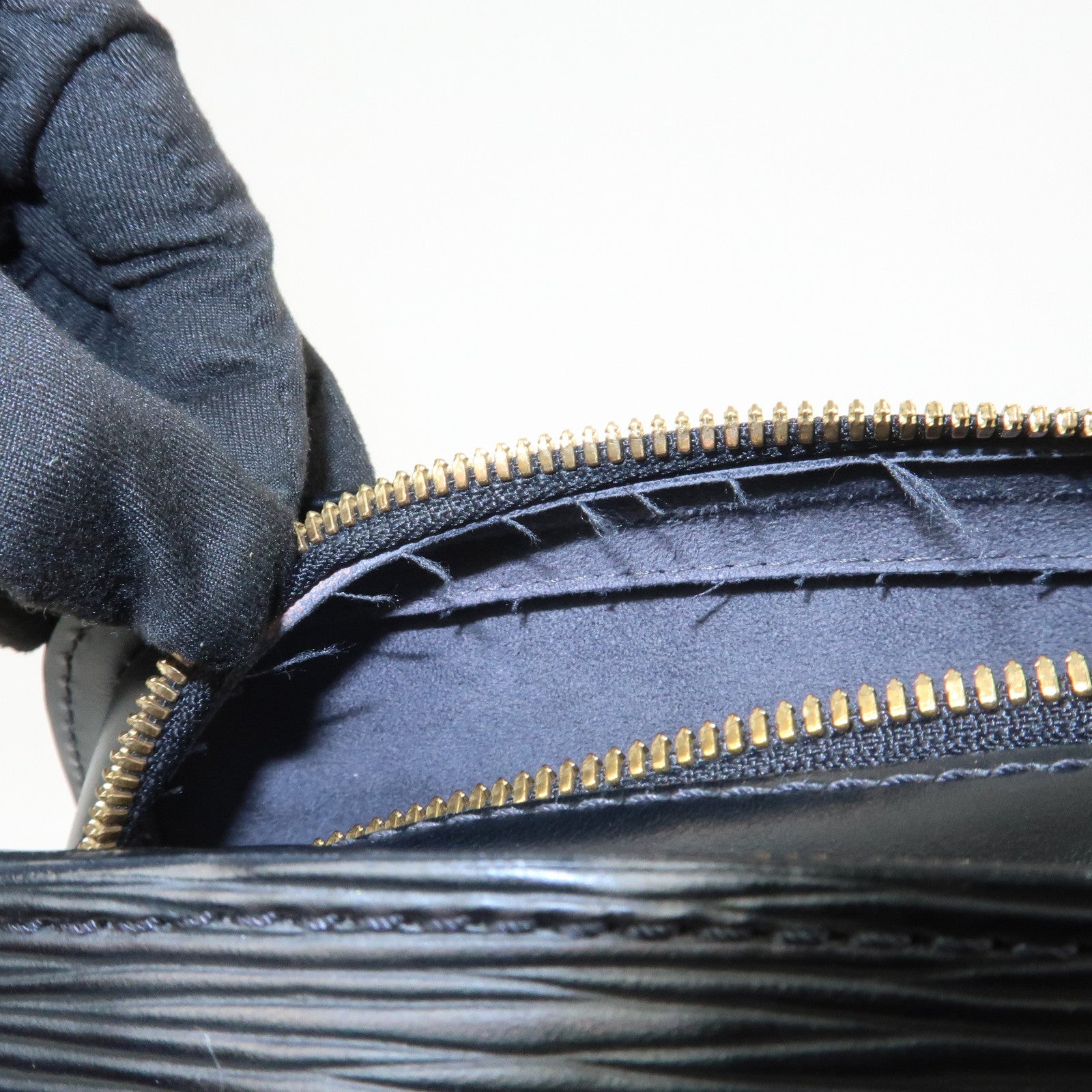 Louis Vuitton Epi Leather Pont Neuf Hand Bag Noir Black M52052