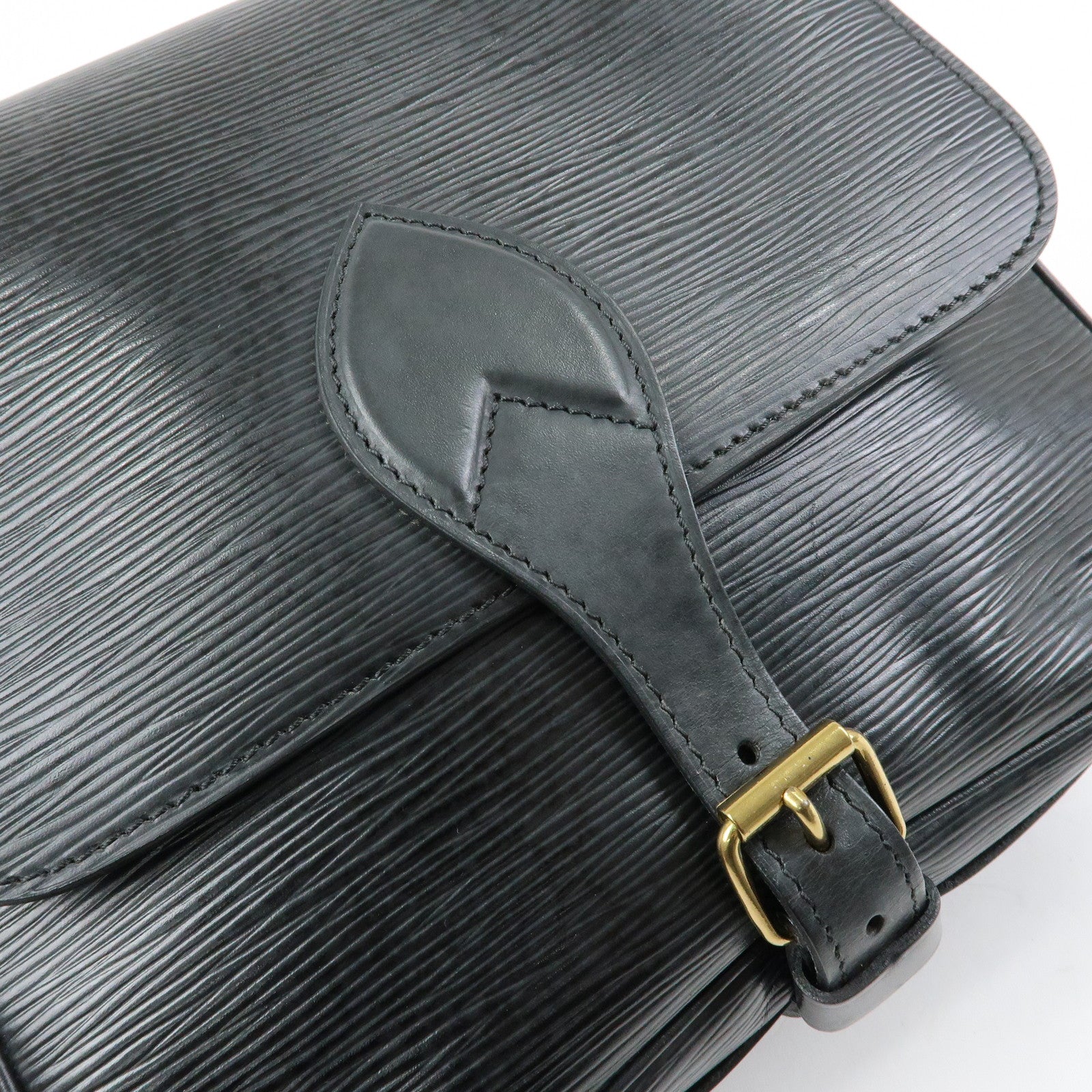 Louis Vuitton Epi Leather Cartouchiere Shoulder Bag Noir M52242