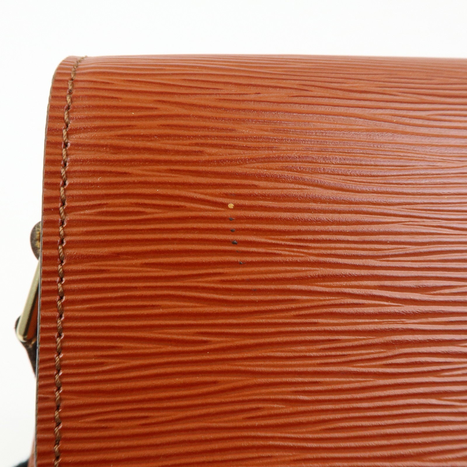 Louis Vuitton Epi Saint Cloud Shoulder Bag Kenya Brown M52193