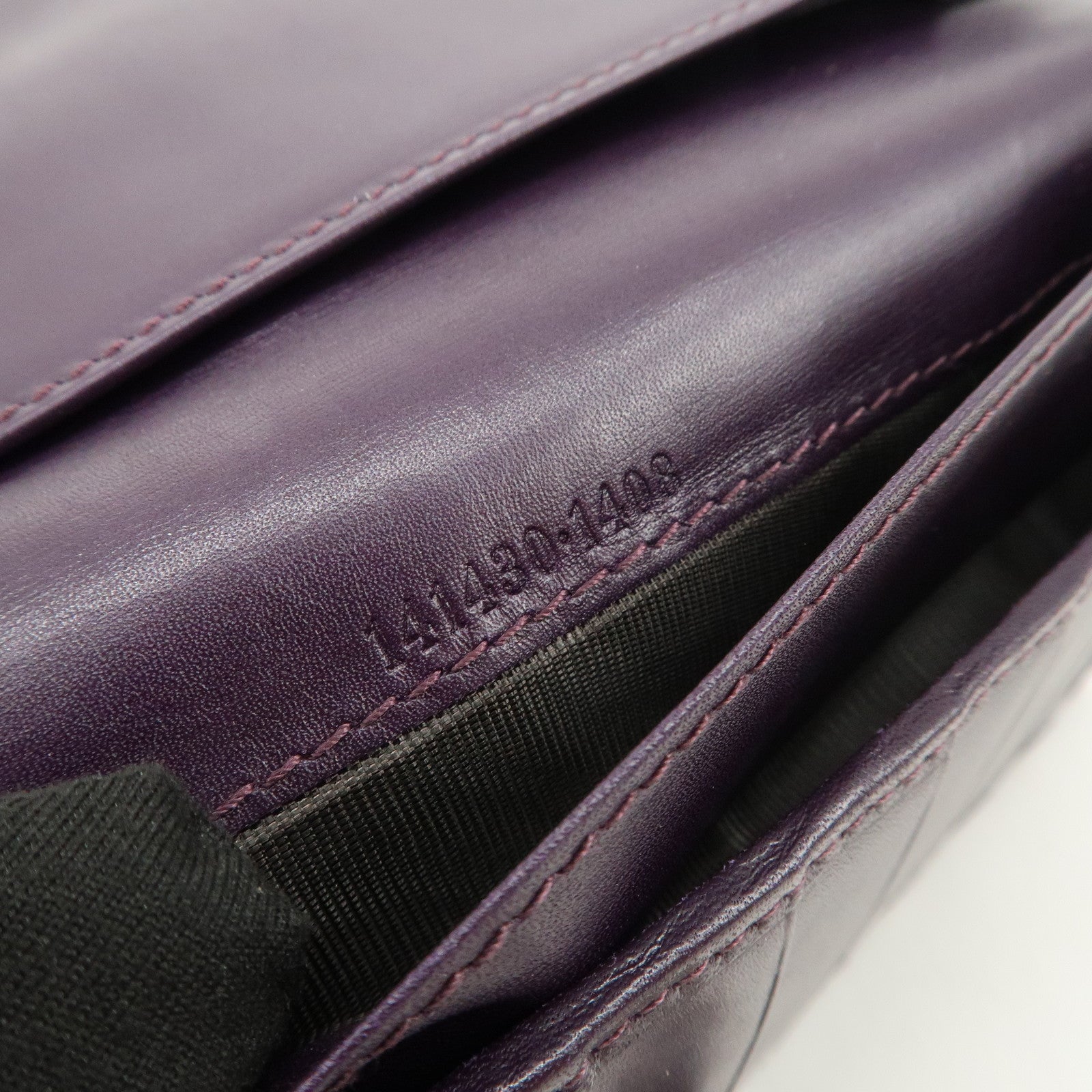 GUCCI New Jackie Logo Patent Leather Long Flap Wallet Purple 141430