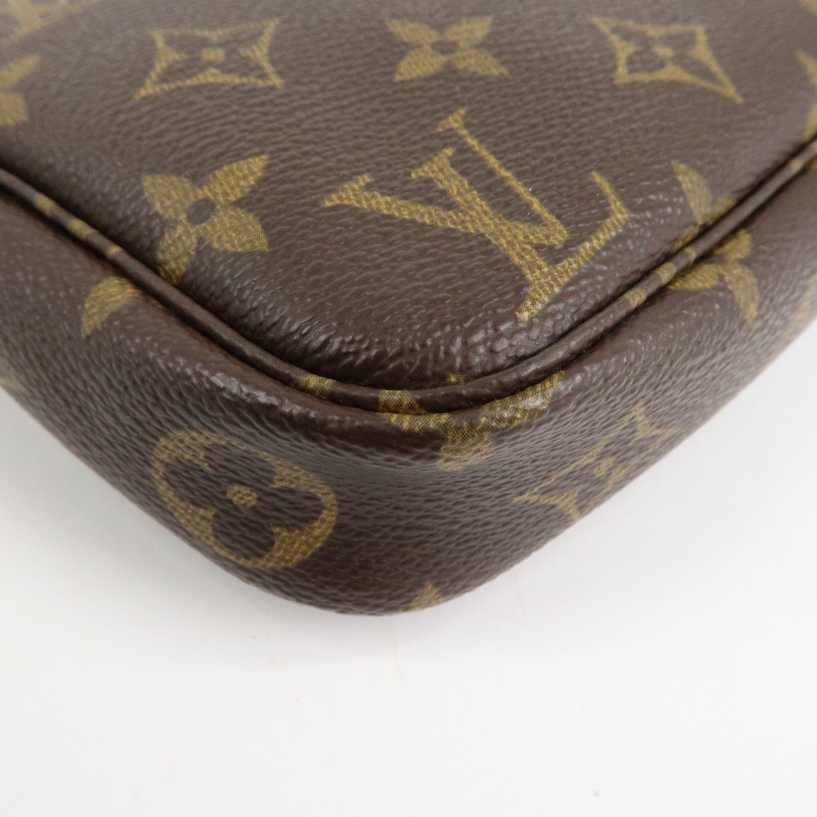 Louis Vuitton Monogram Pochette Accessoires Hand Bag Brown M51980 Used