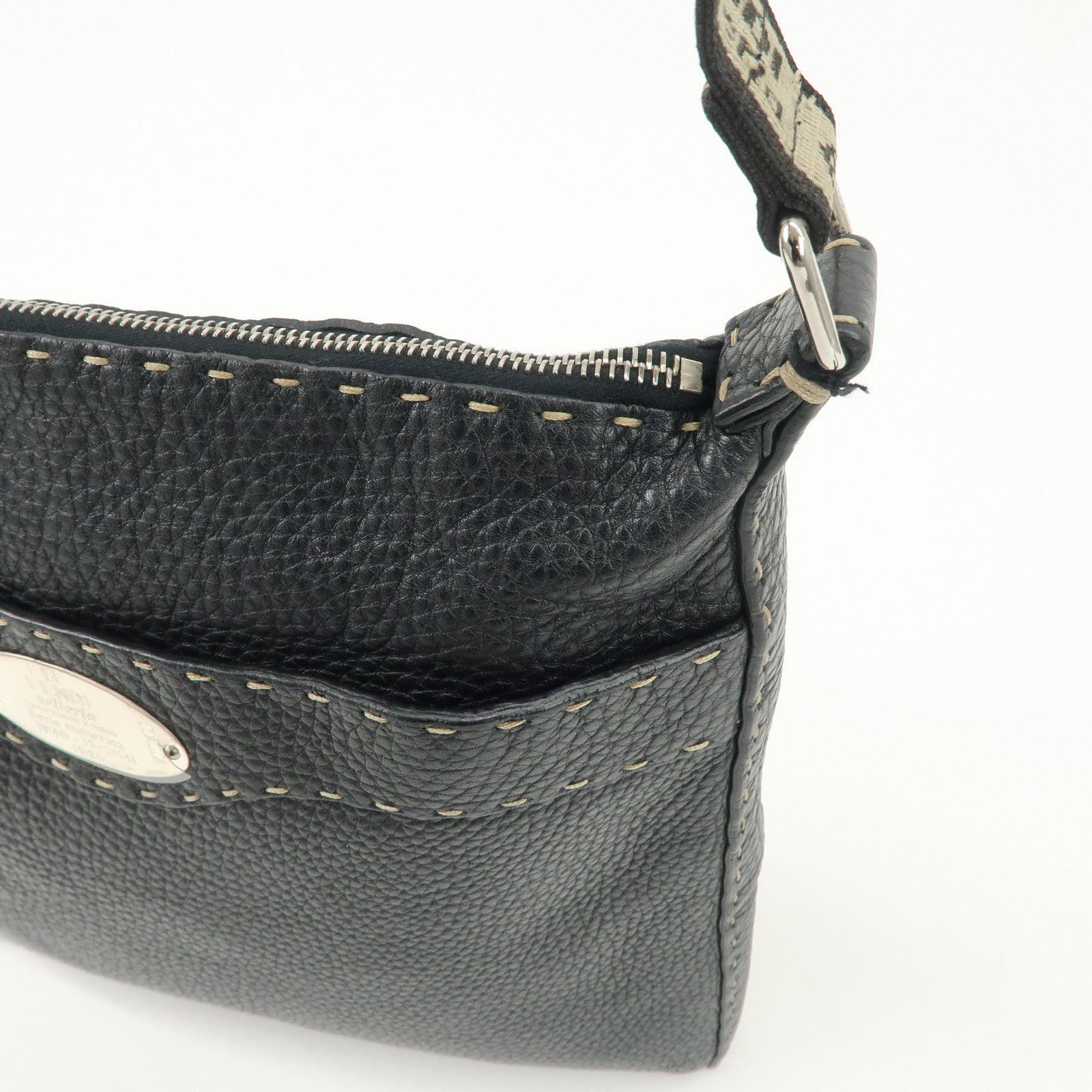 FENDI Selleria Leather Shoulder Bag Crossbody Bag Black 8BT109 Used