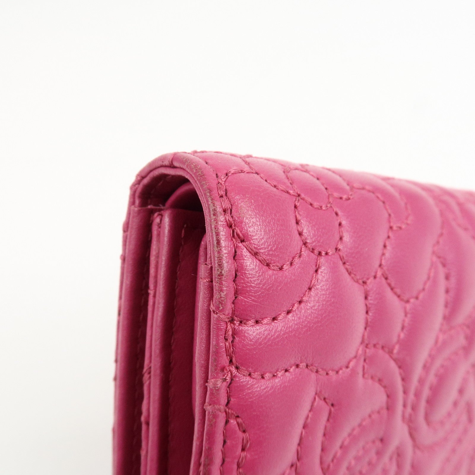 CHANEL Camellia No.5 Lamb Skin Leather Compact Wallet Pink A70615