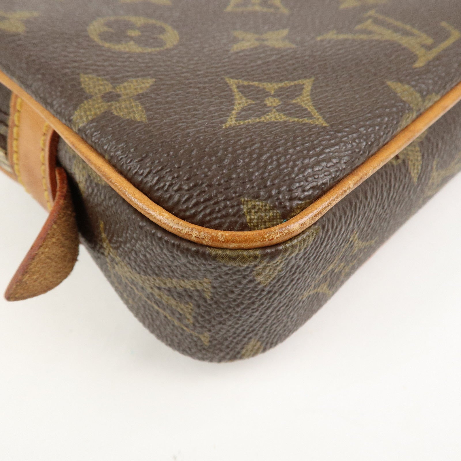 Louis Vuitton Monogram Canvas Marly Bandouliere Pochette M51828