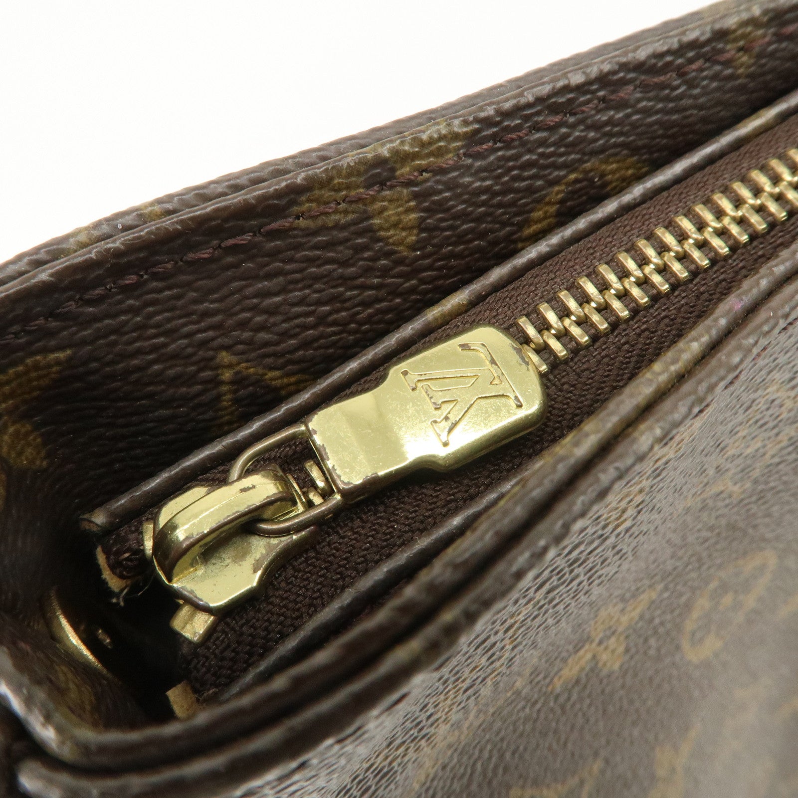 Louis Vuitton Monogram Looping GM Shoulder Bag M51145