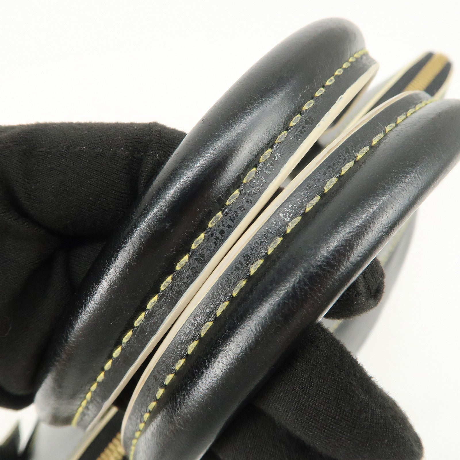 Louis Vuitton Suhari Leather Lock It MM Hand Bag Noir Black M91875