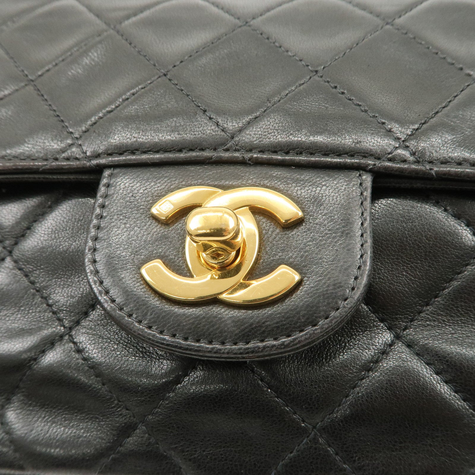 CHANEL Matelasse Lamb Skin Chain Shoulder Bag Black A01112