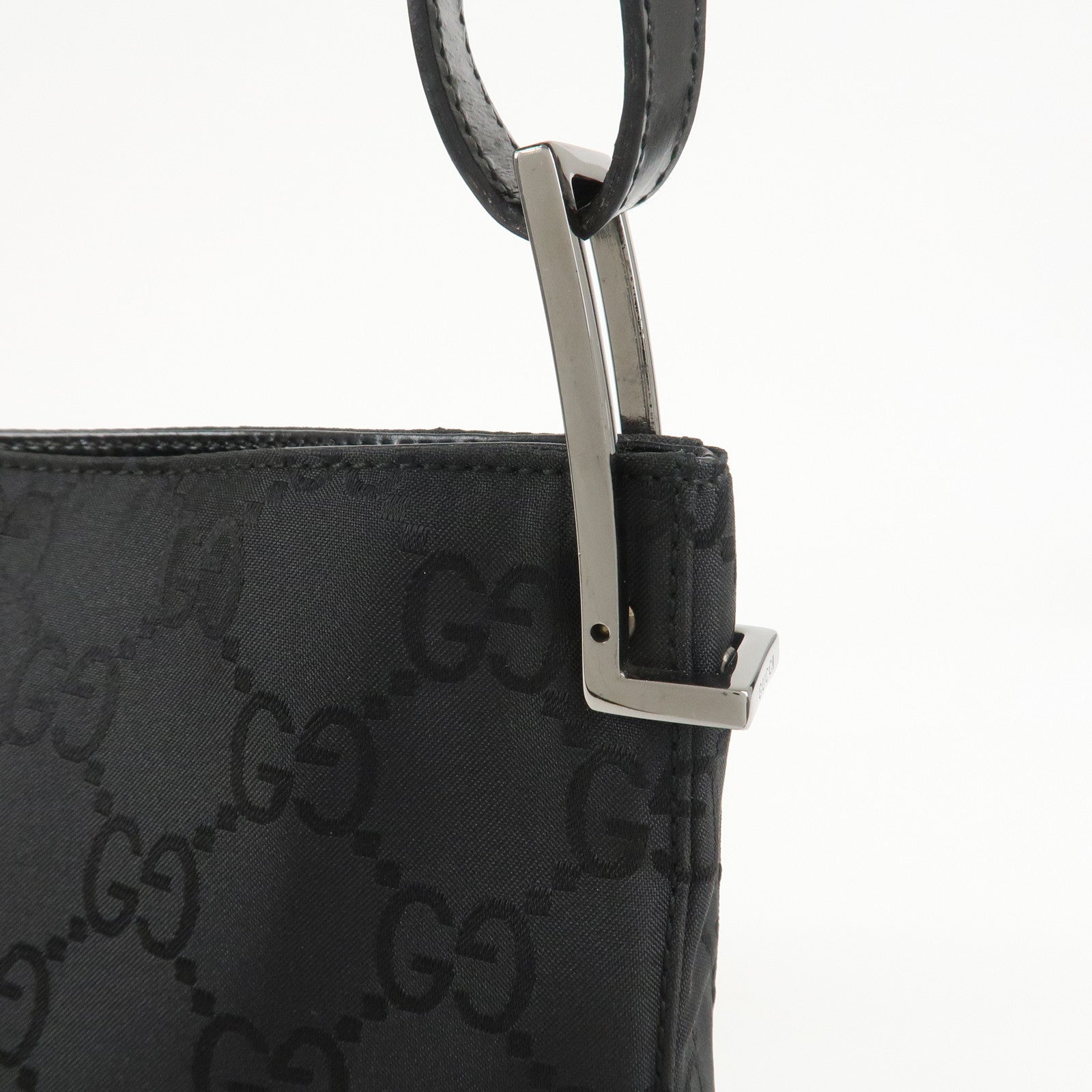 GUCCI GG Monogram Nylon Leather Shoulder Bag Black 001・3193