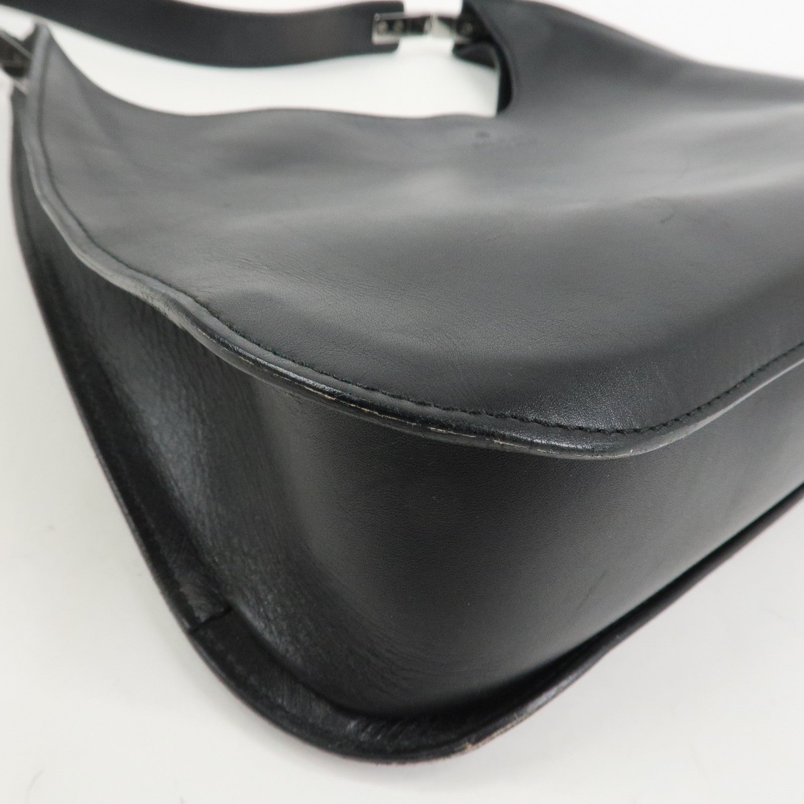 GUCCI Logo Leather Shoulder Bag Hand Bag Black 001繝サ3767