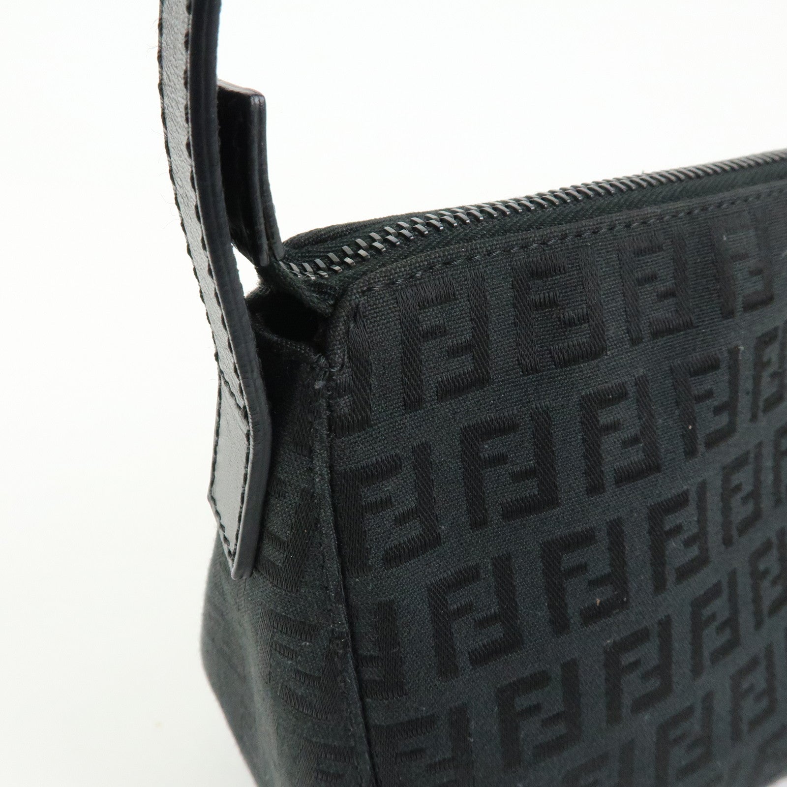 FENDI Zucchino Canvas Leather Shoulder Bag Hand Bag Black 8BR444