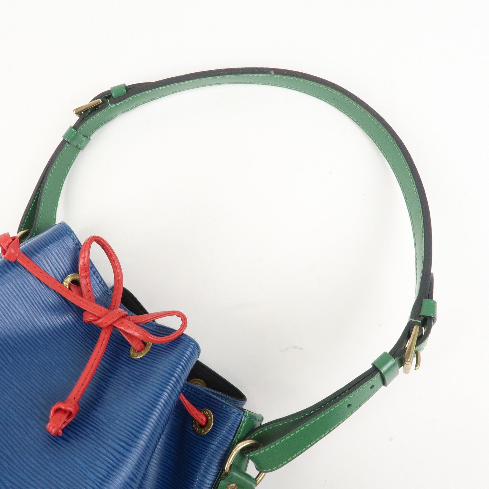 Louis Vuitton Epi Noe Tricolor Shoulder Bag Blue Green Red M44082