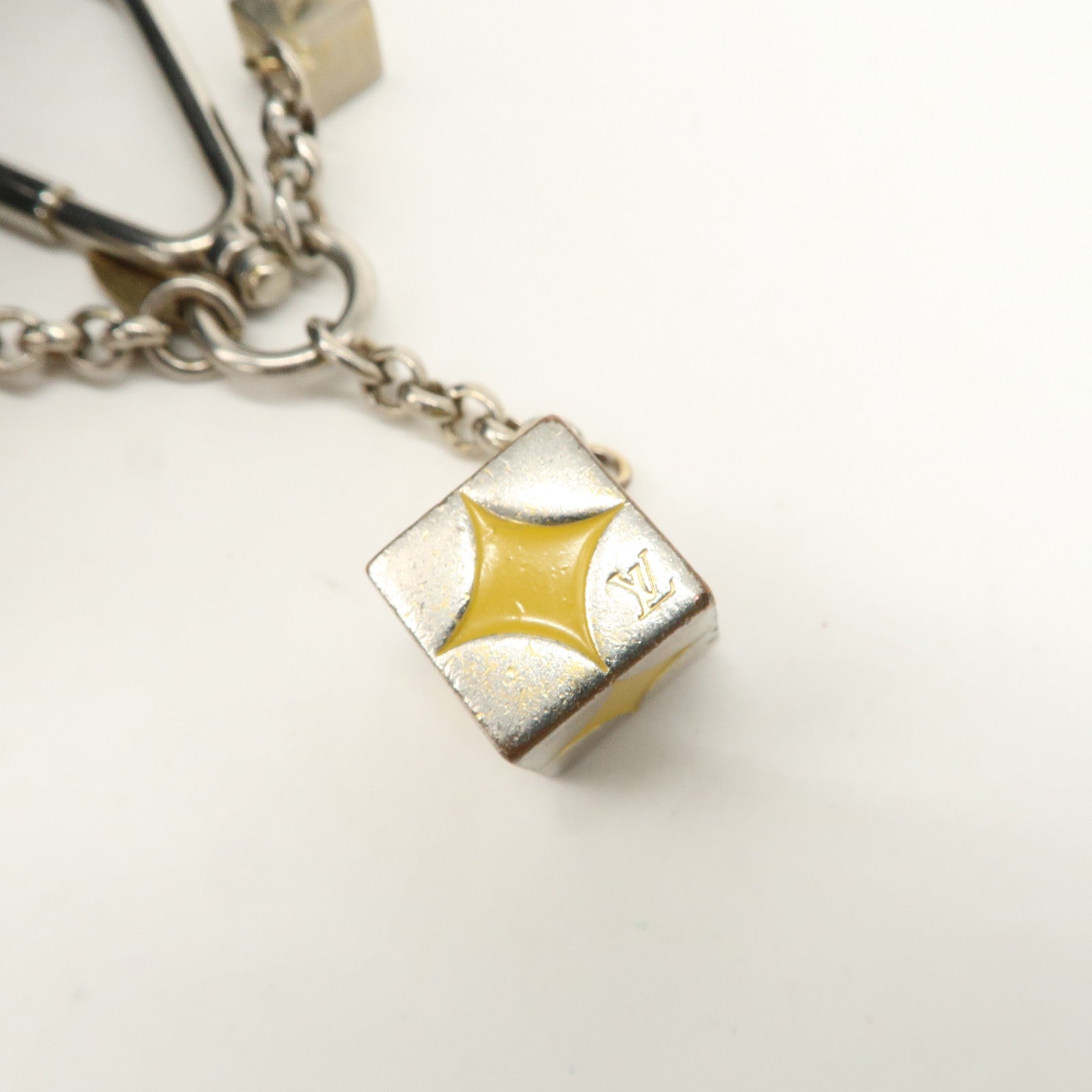 Louis Vuitton Metal Cube Bag Charm Key Charm Silver M65118