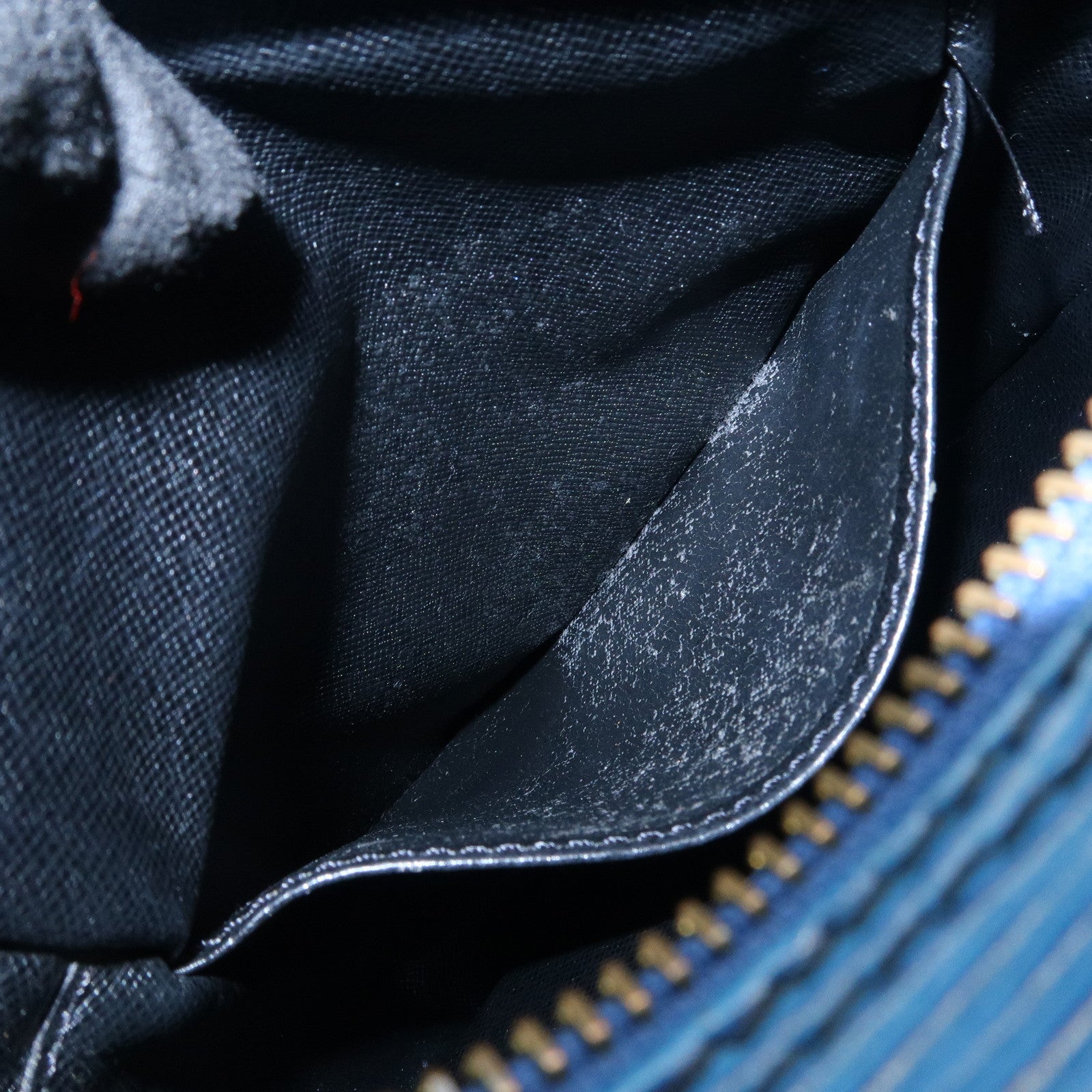 Louis Vuitton Epi Leather Danube Shoulder Bag Toledo Blue M45635